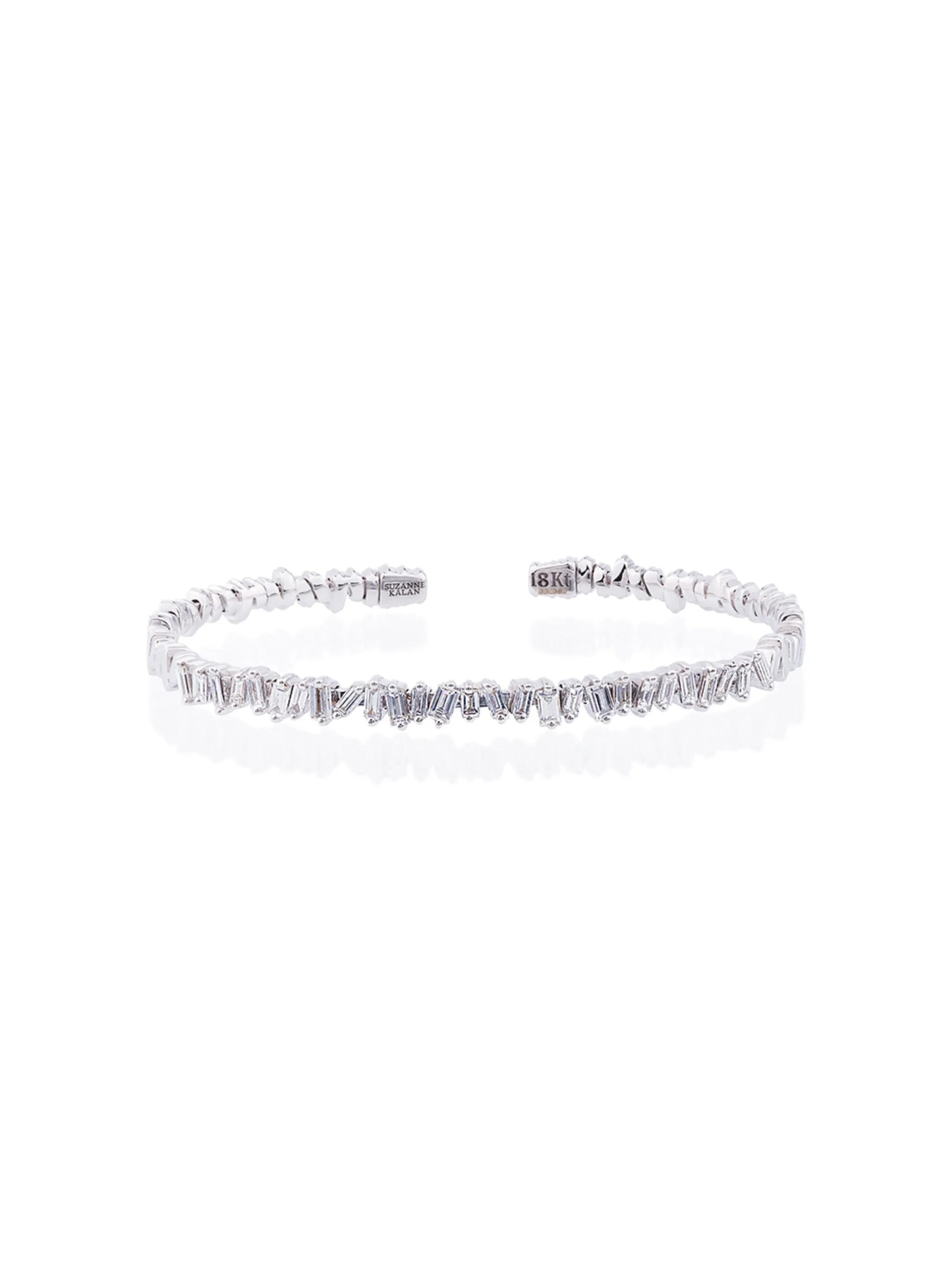 18K white gold and diamond Fireworks Classic baguette bangle