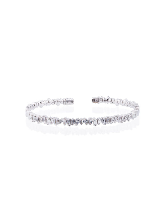 18K white gold and diamond Fireworks Classic baguette bangle