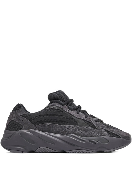 Boost 700 V2 "Vanta" sneakers