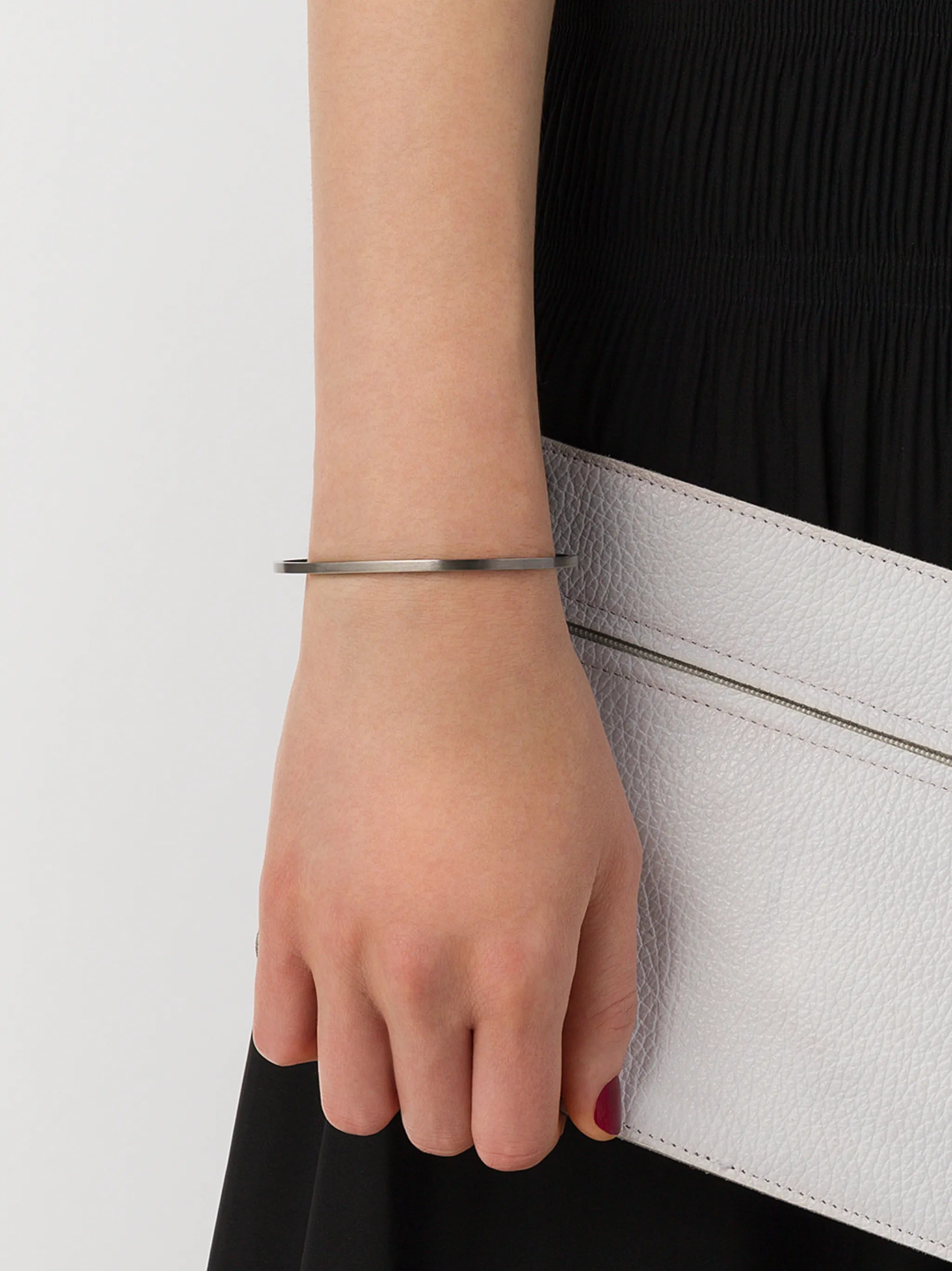 Le 7 ribbon bracelet
