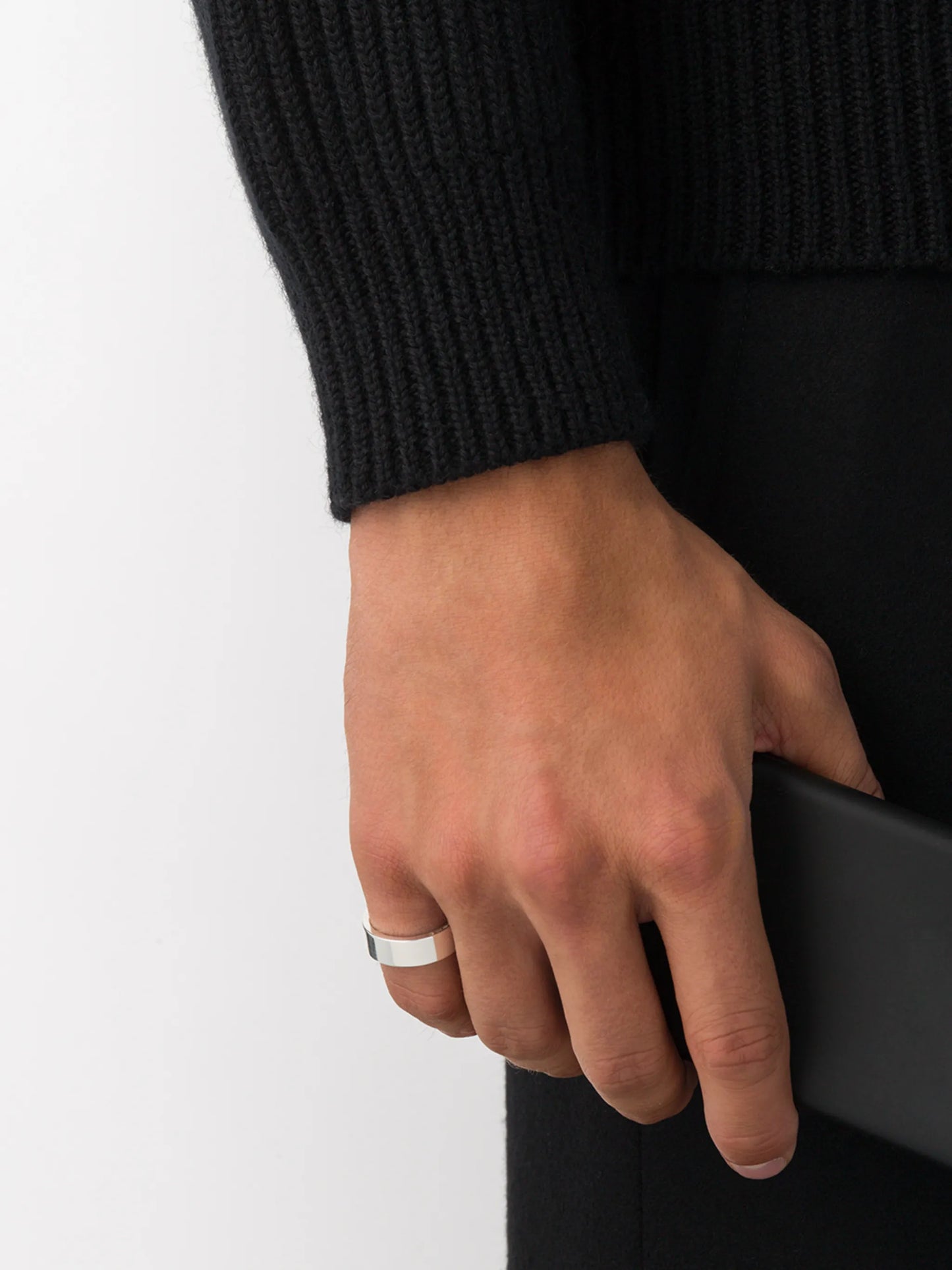 Le 9 Grammes ribbon ring