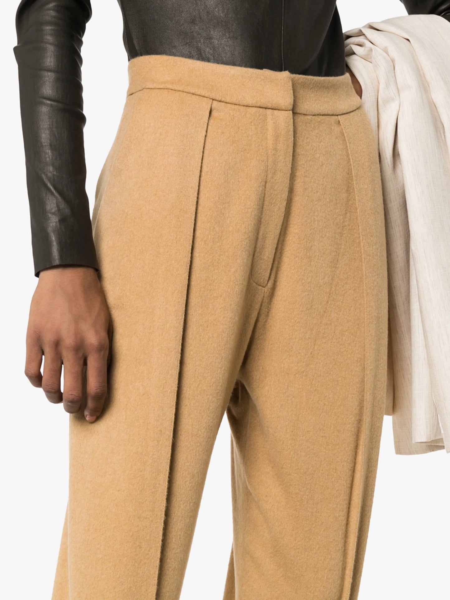 pleated wide-leg trousers
