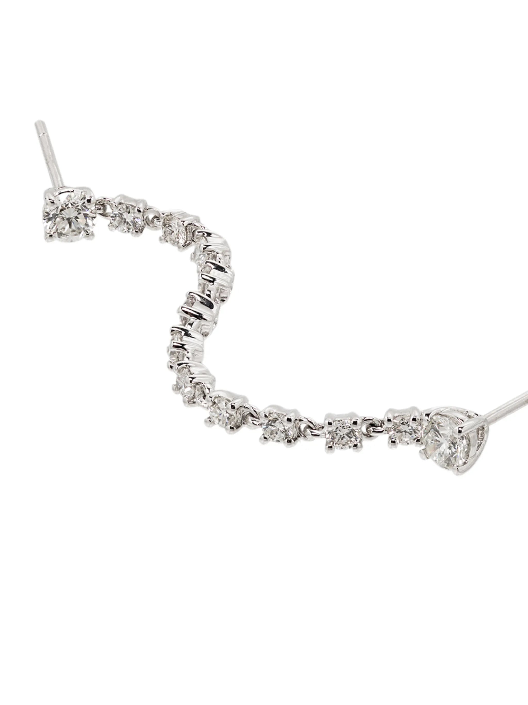 18kt white gold diamond earring