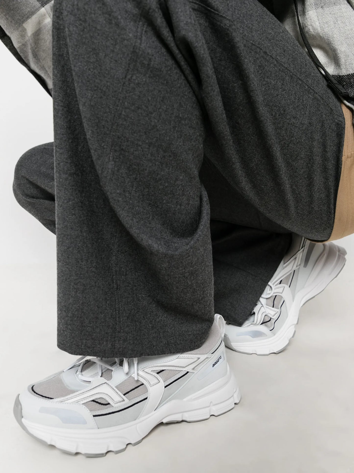 white marathon sneakers