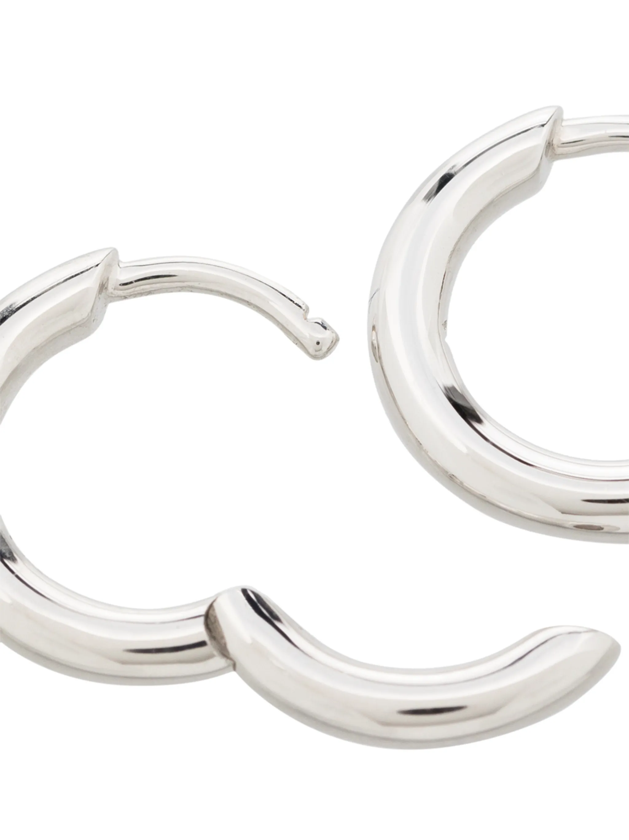 Classic small hoop earrings