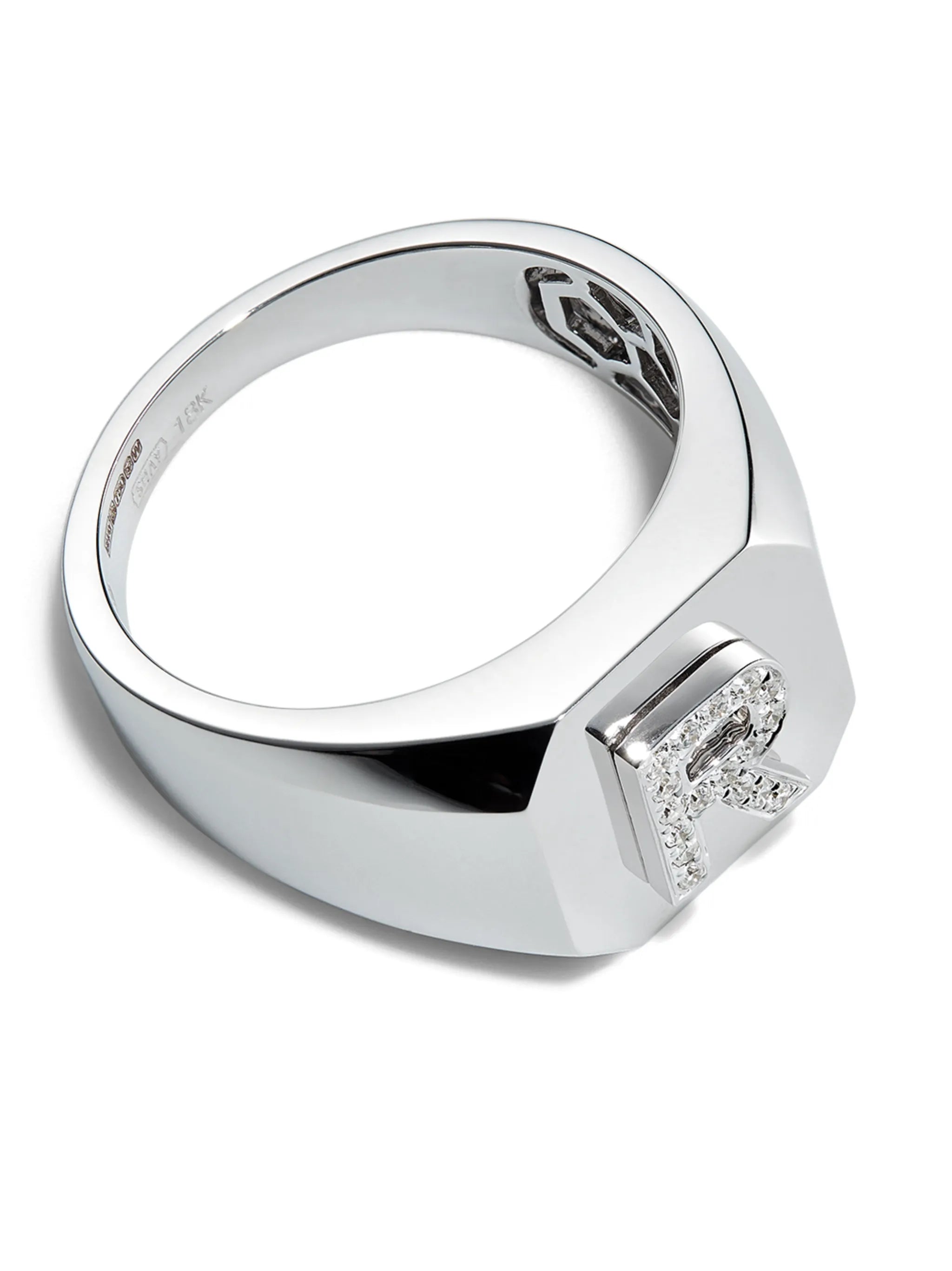 18K white gold r-initial ring