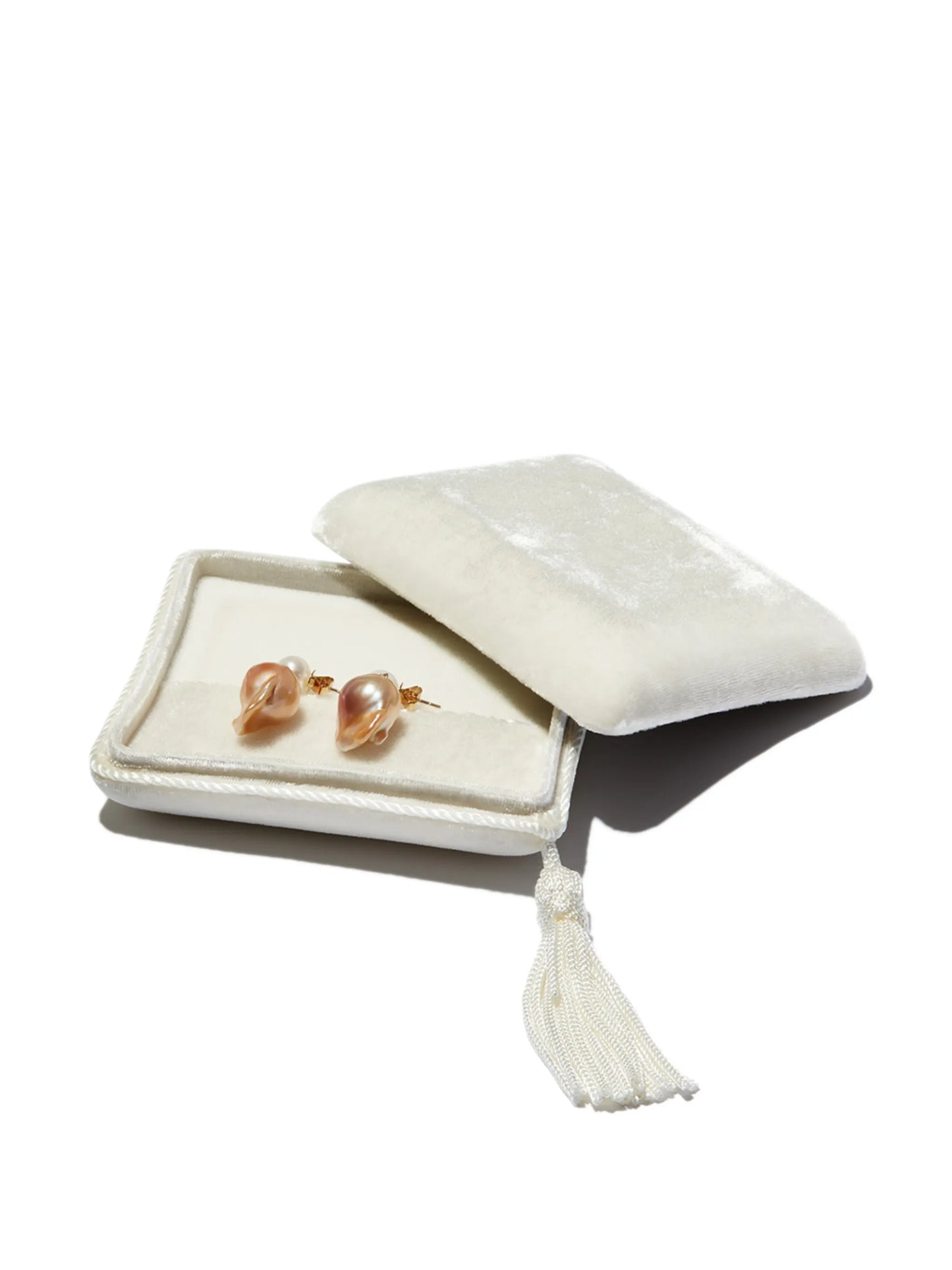 velvet-effect jewellery box
