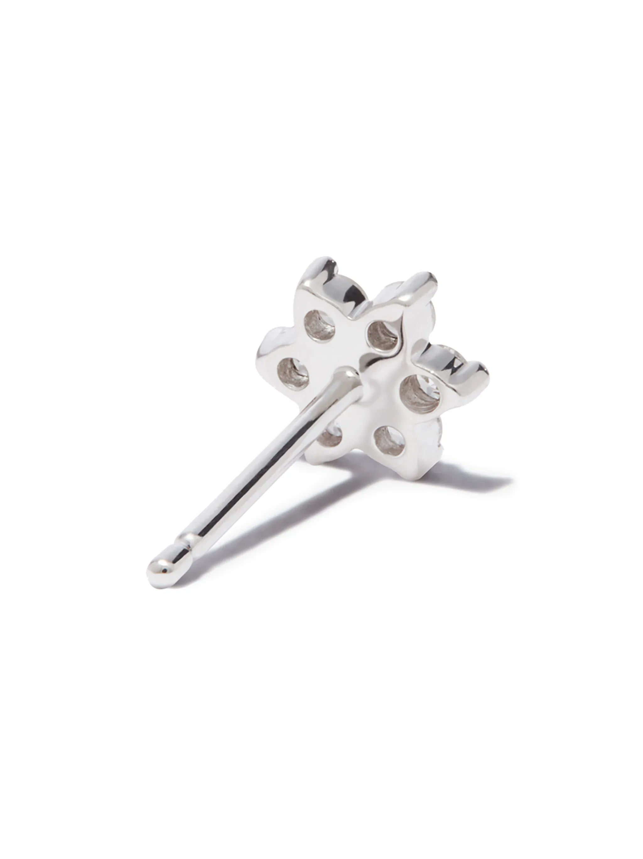 18kt white gold flower diamond single stud earring