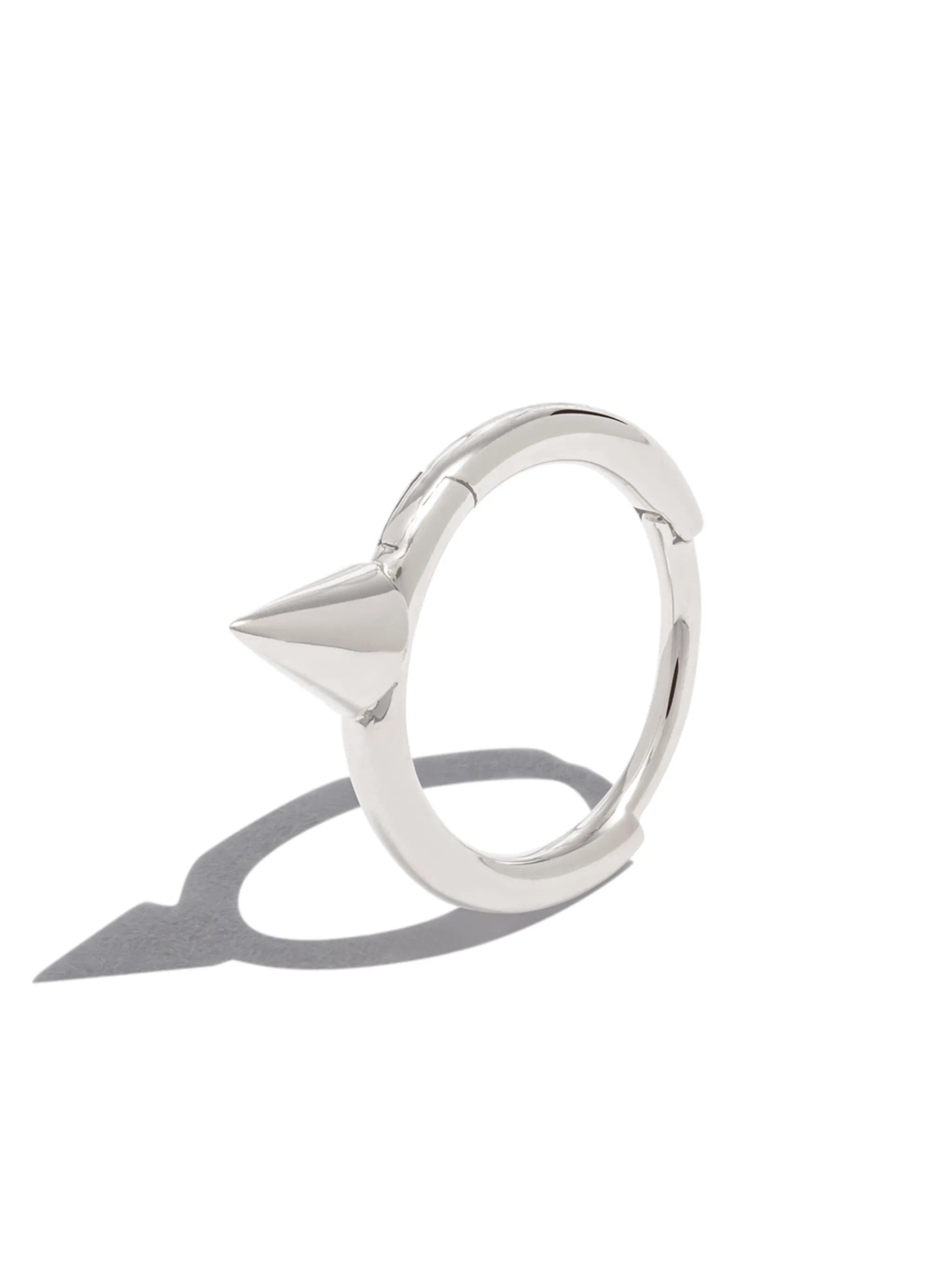 18kt white gold Short Spike single earring