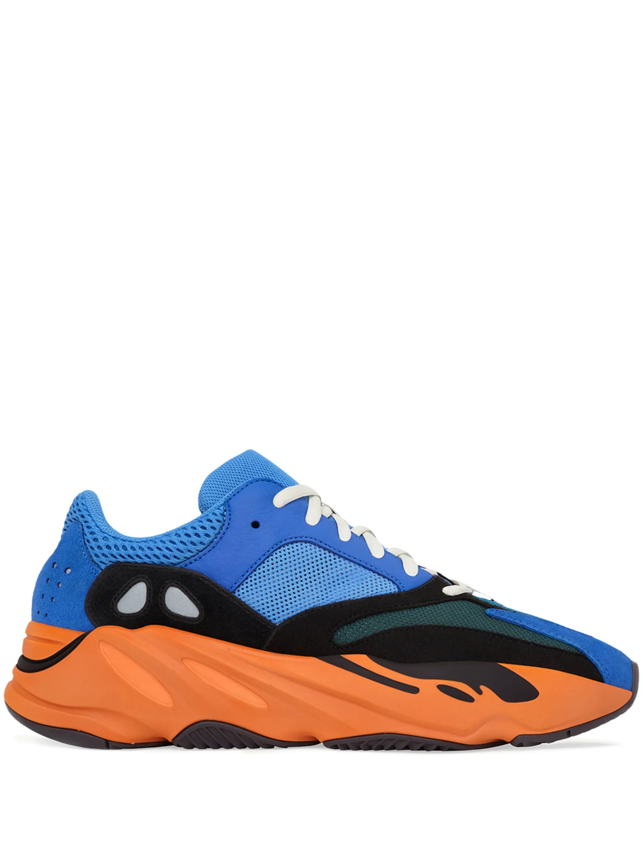 YEEZY Boost 700 