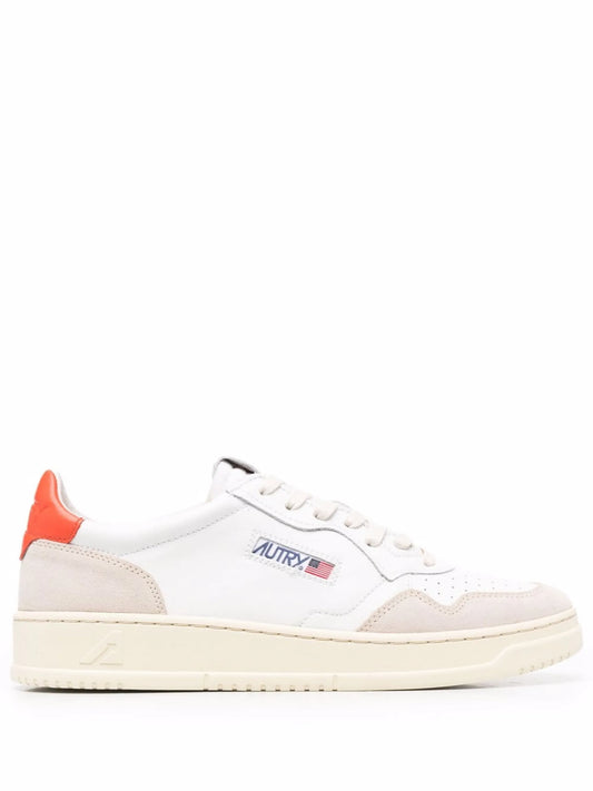 Medalist low-top sneakers