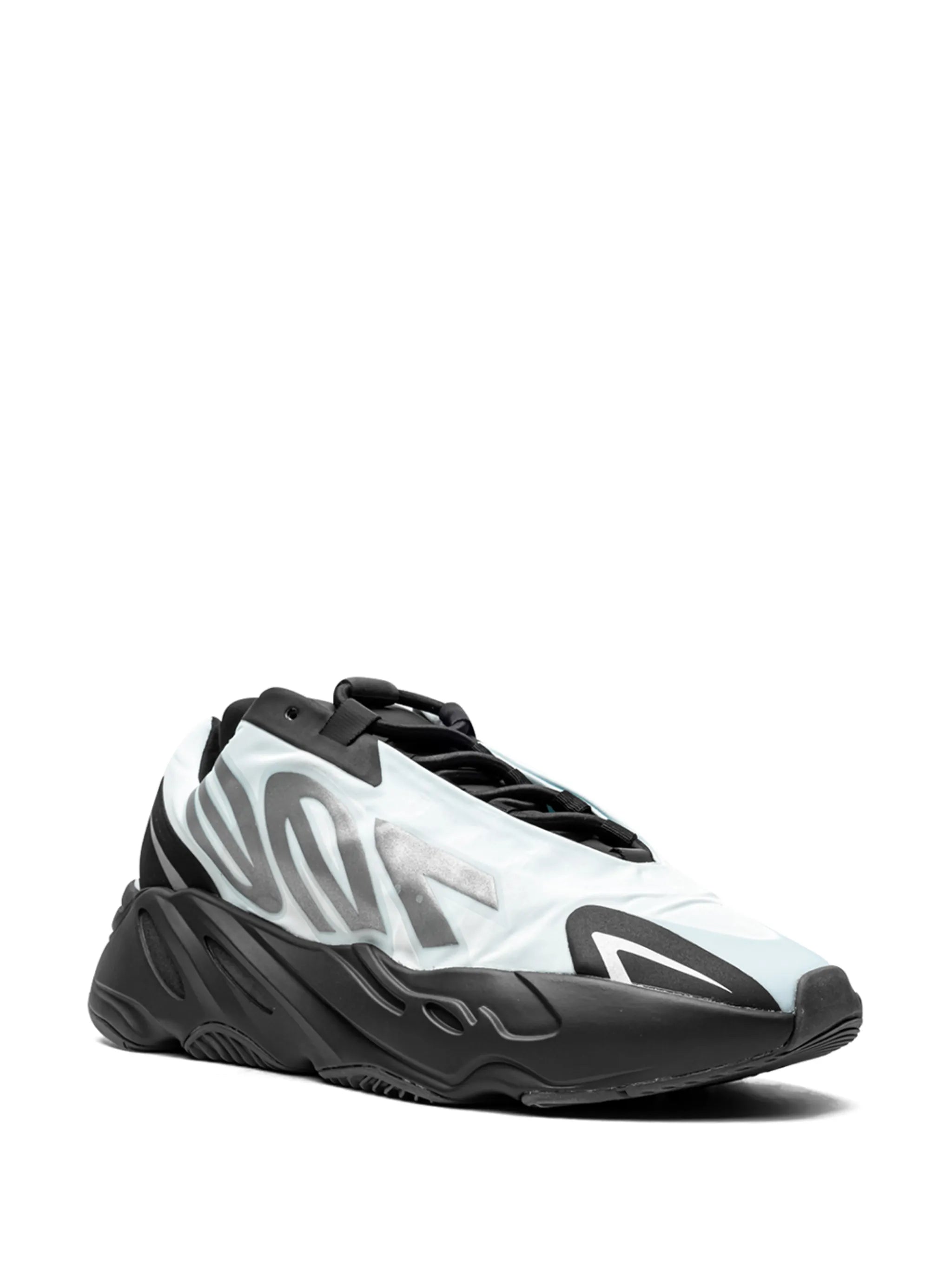 YEEZY Boost 700 MNVN 