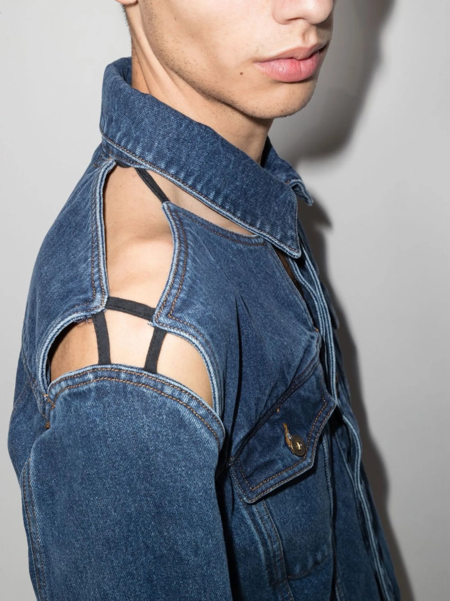 cut out-detail denim jacket