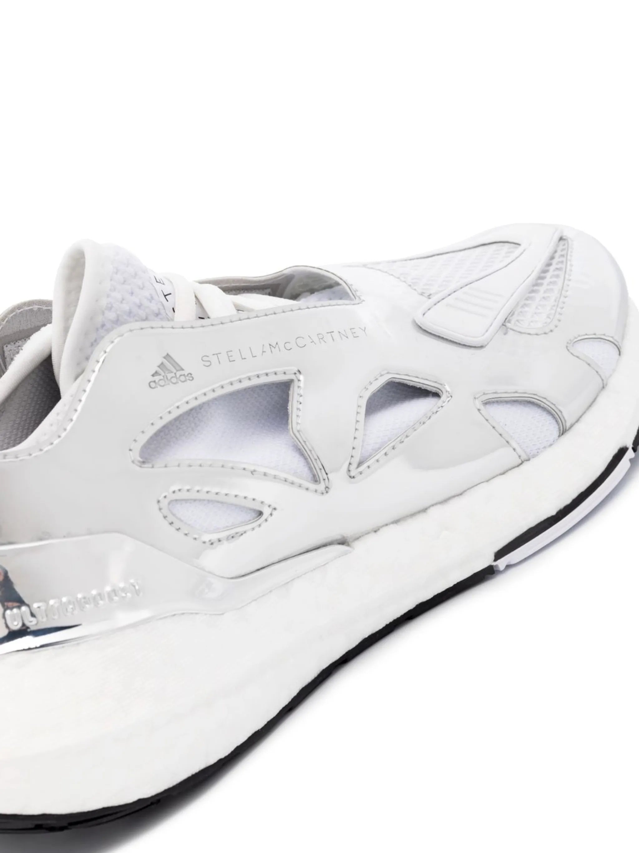 Ultraboost 22 low-top sneakers
