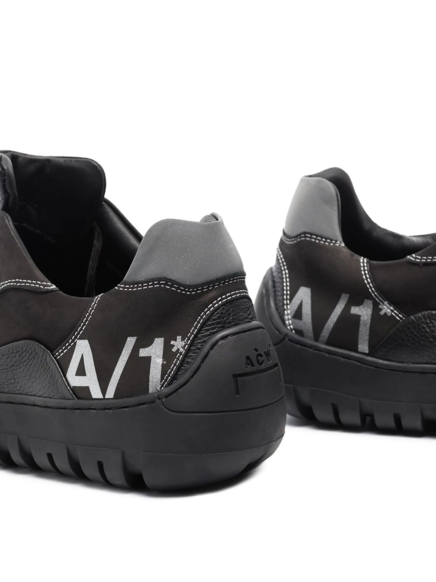 Strand 180 low-top sneakers