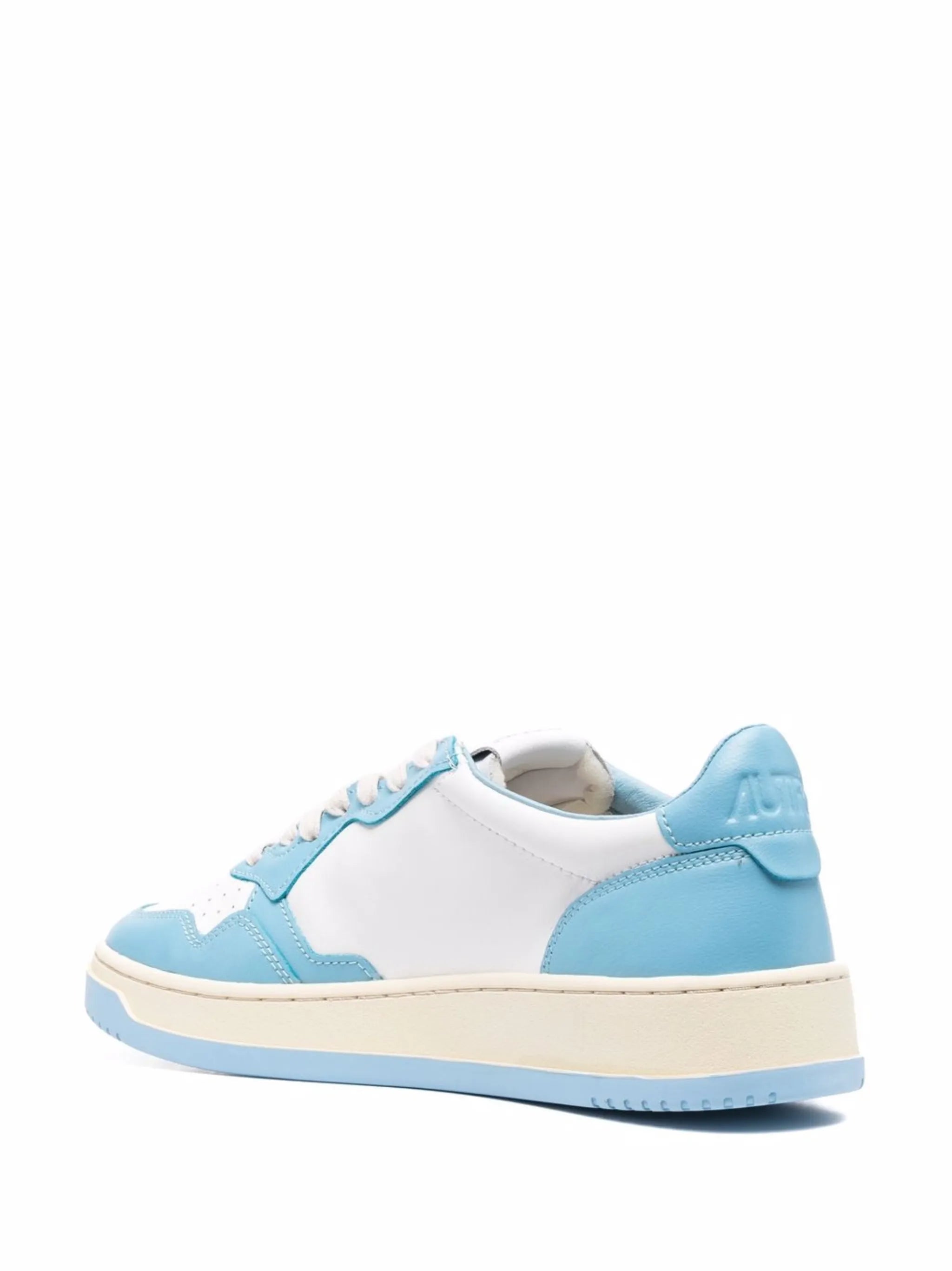 Medalist low-top sneakers