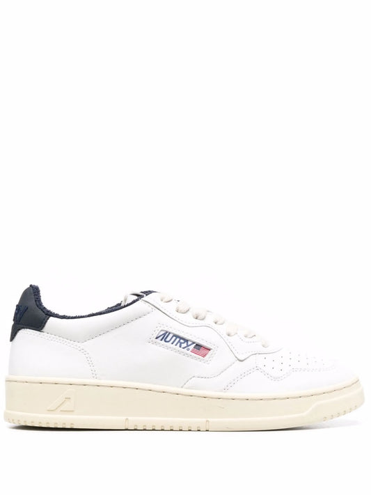 Medalist low sneakers