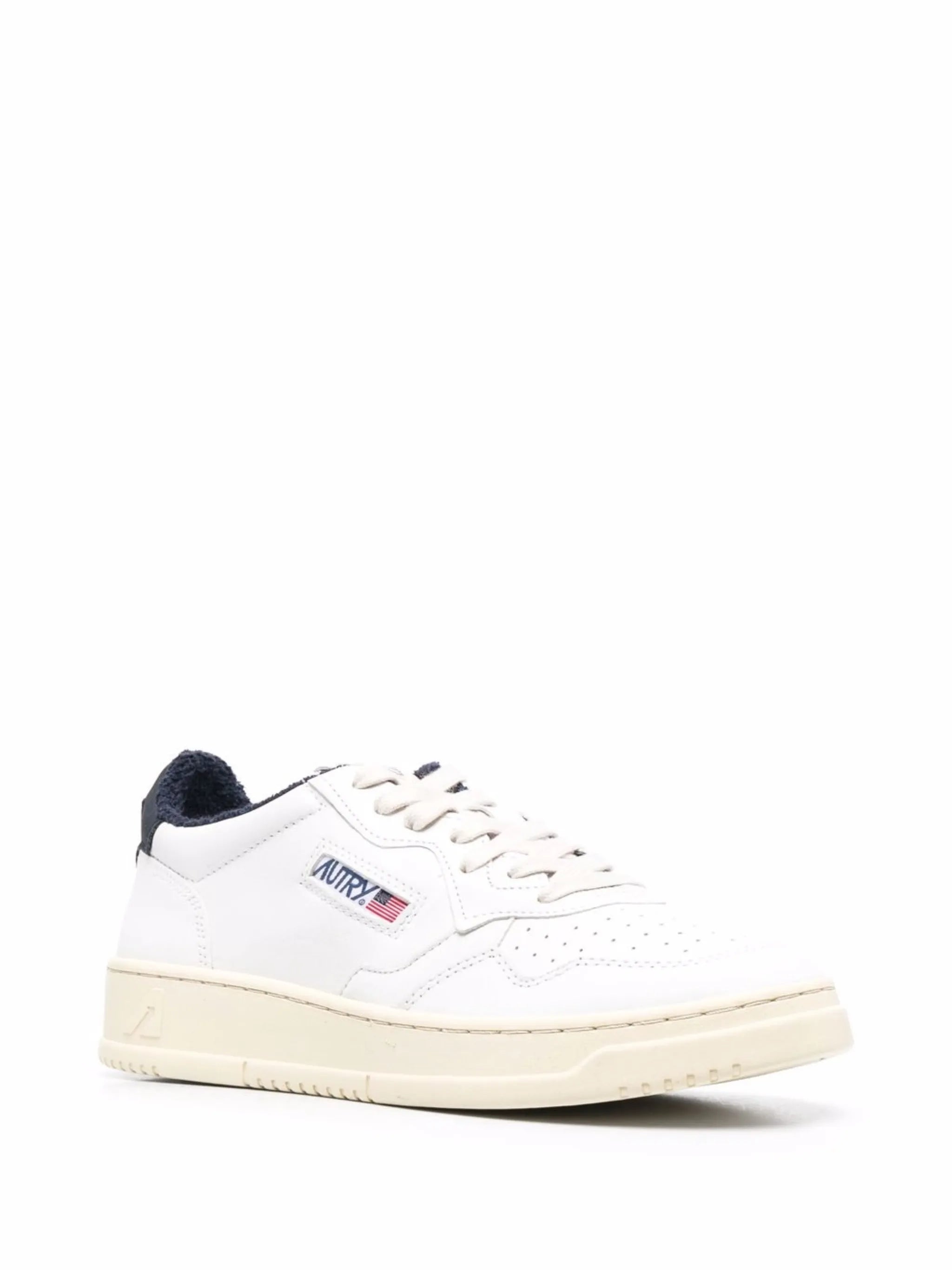 Medalist low sneakers