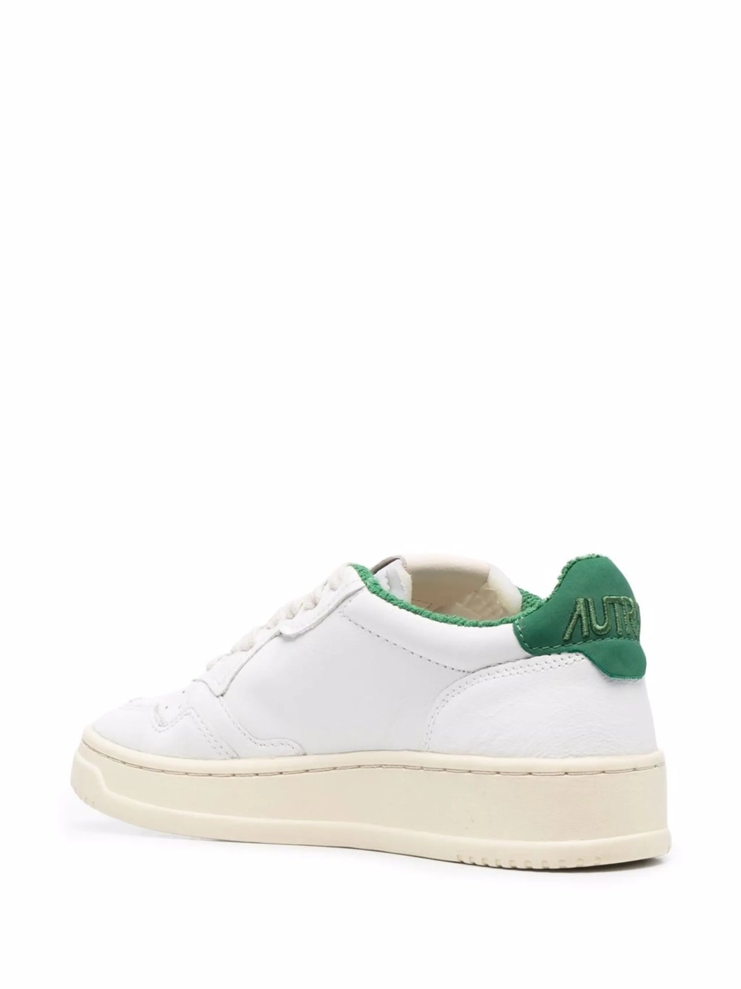 Medalist low-top sneakers