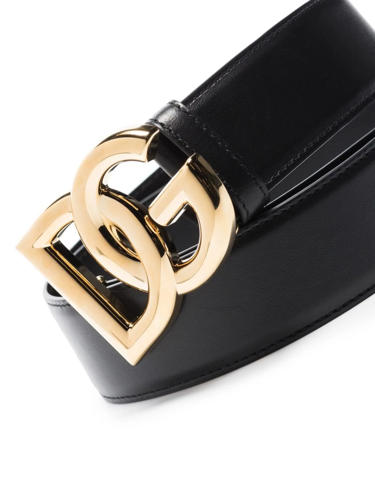 logo-buckle belt