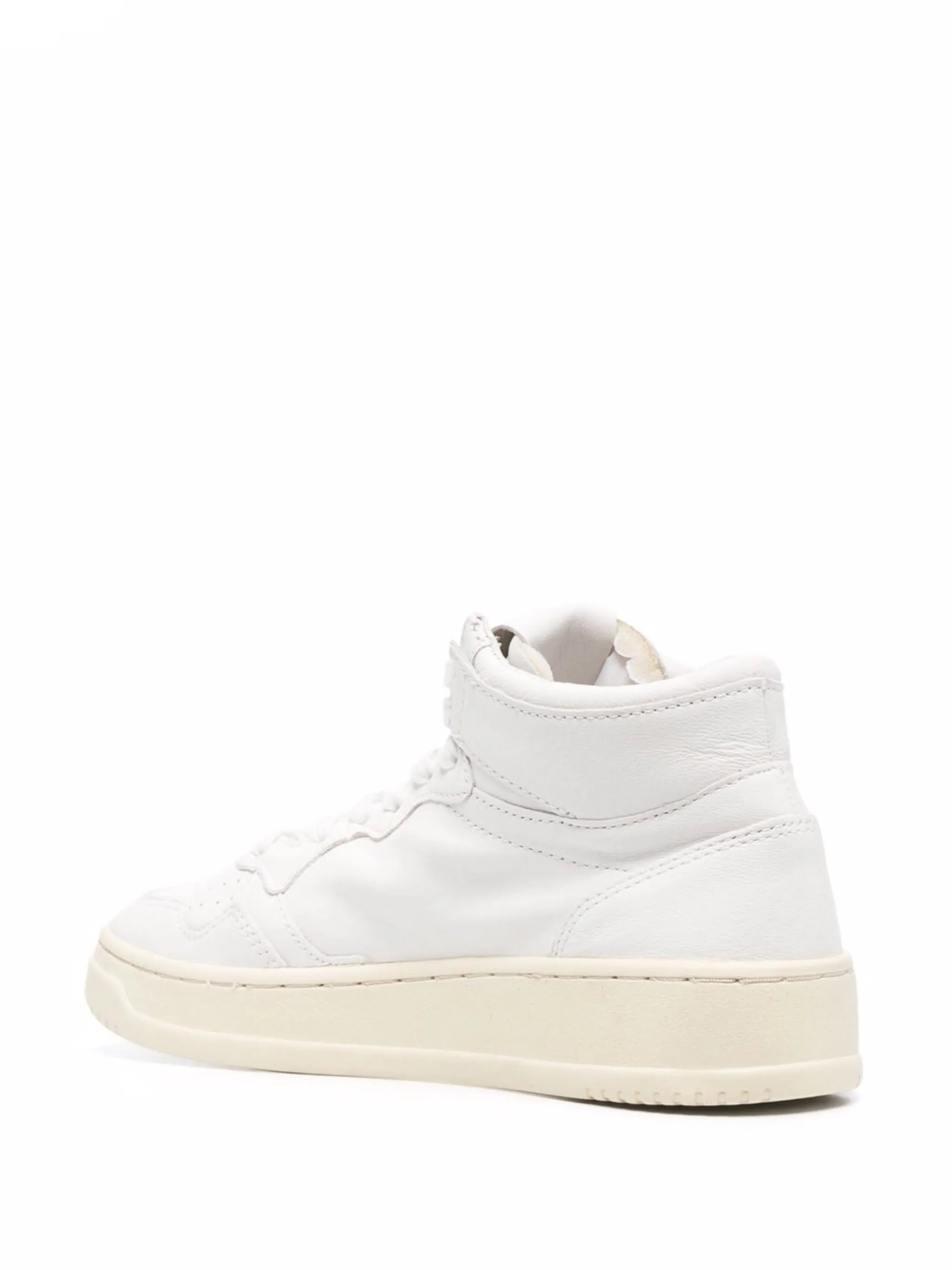 Medalist logo-patch lace-up sneakers