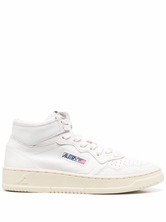 Medalist logo-patch lace-up sneakers