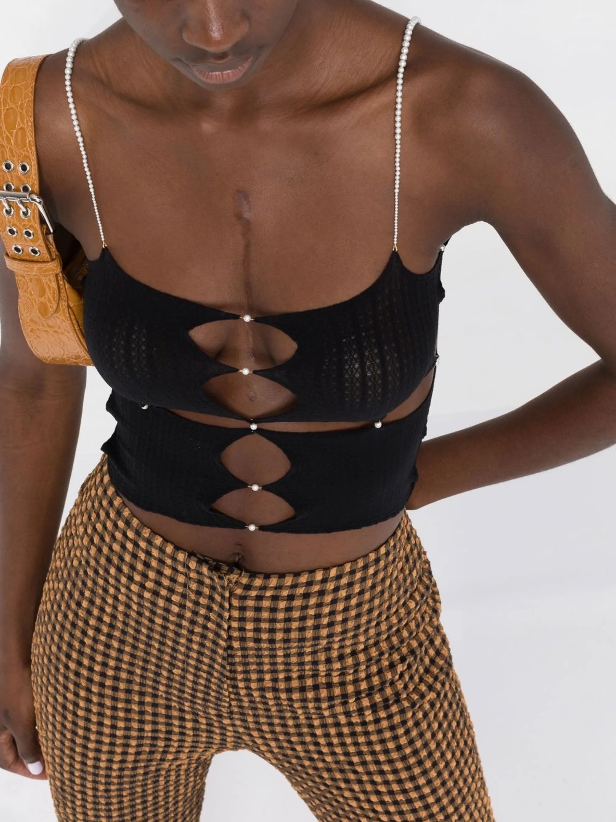 cut out-detail ribbed vest
