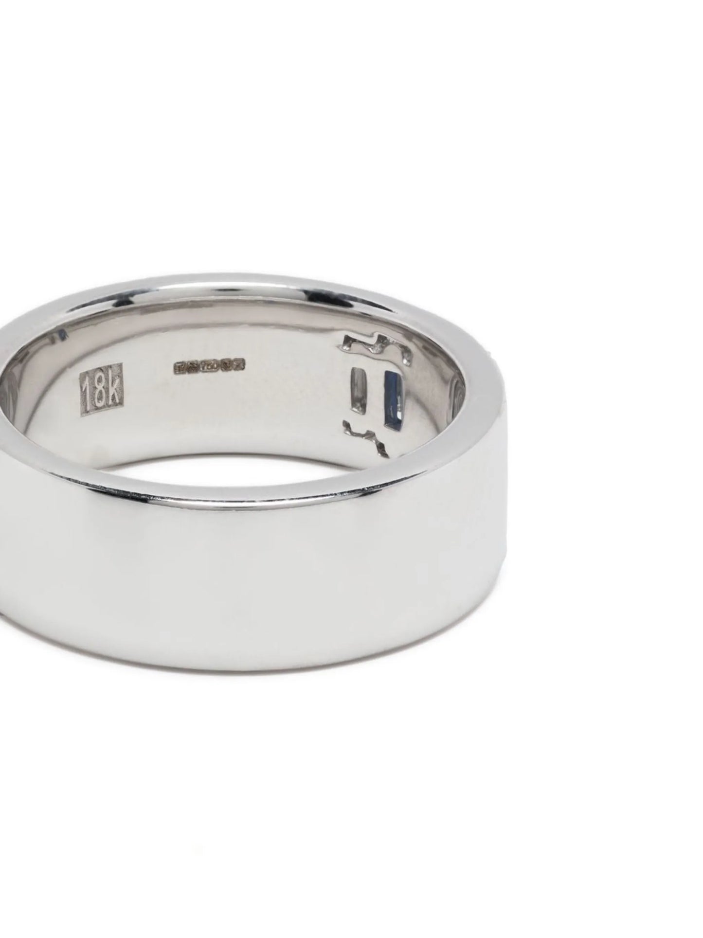 18kt white gold diamond and sapphire ring