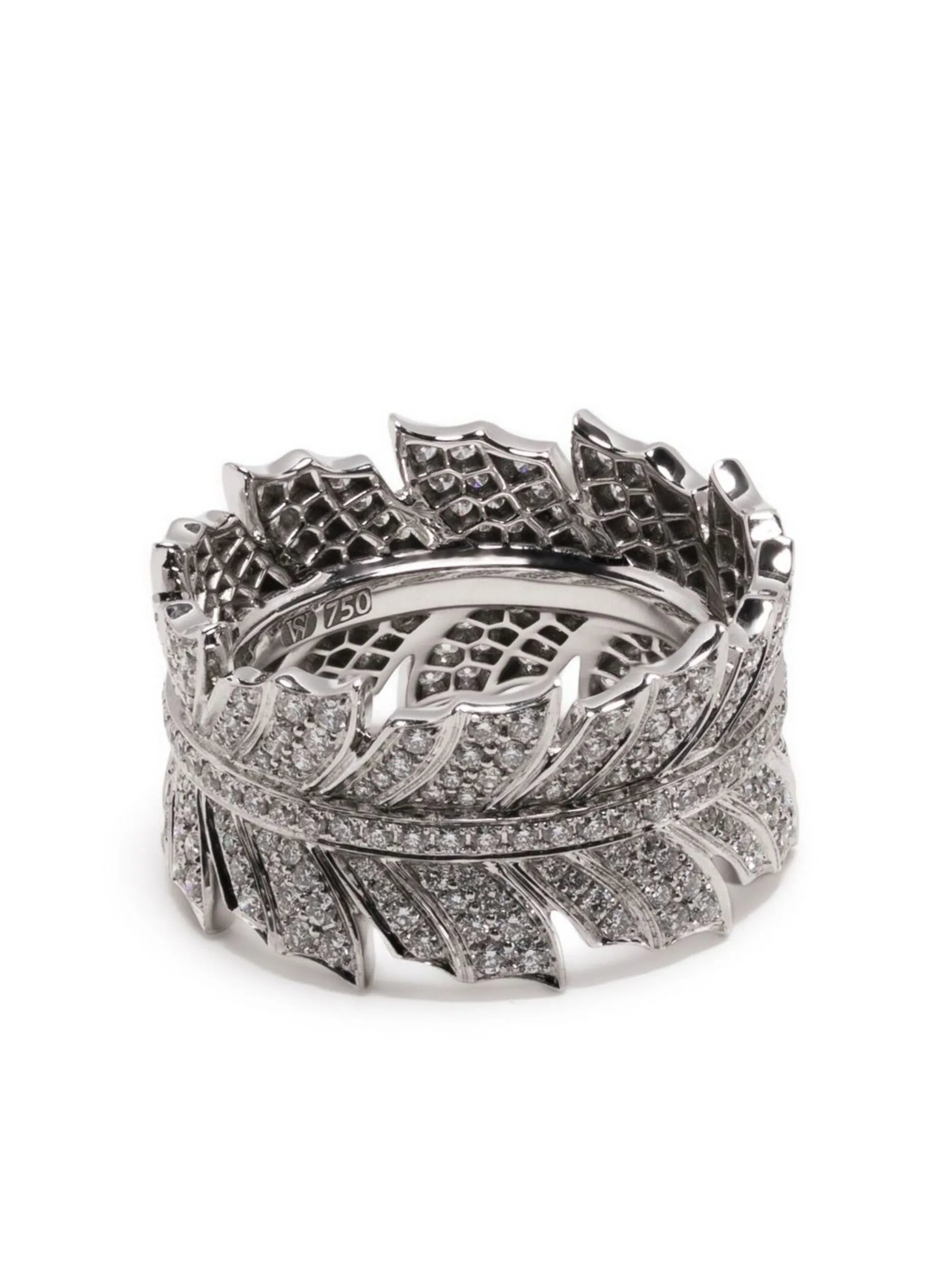 18kt white gold Magnipheasant Band diamond ring