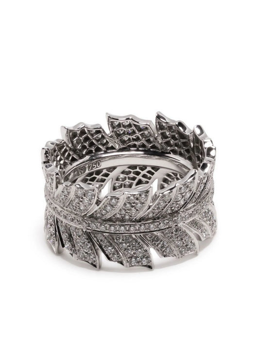 18kt white gold Magnipheasant Band diamond ring