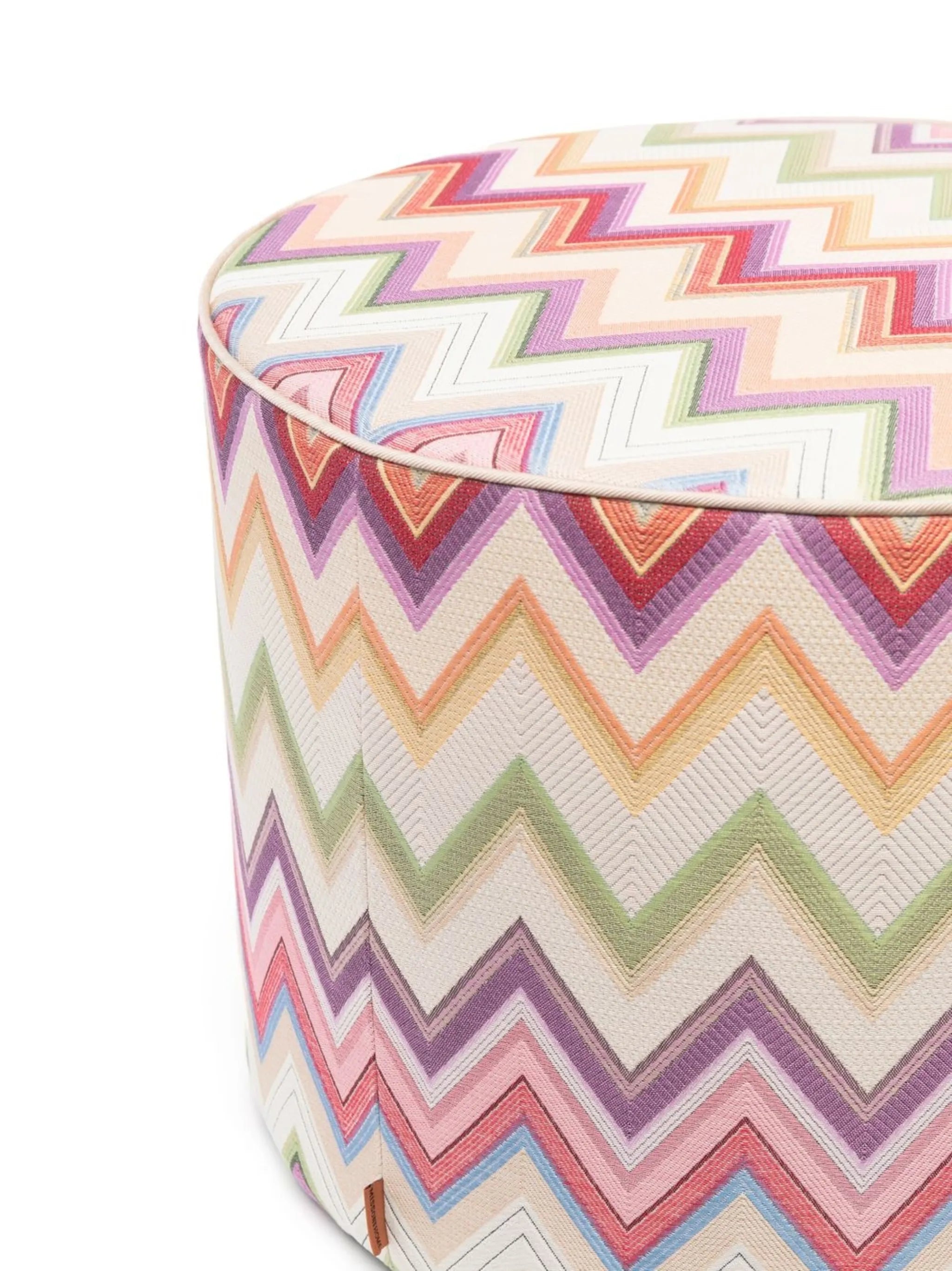 zigzag-pattern foot stool