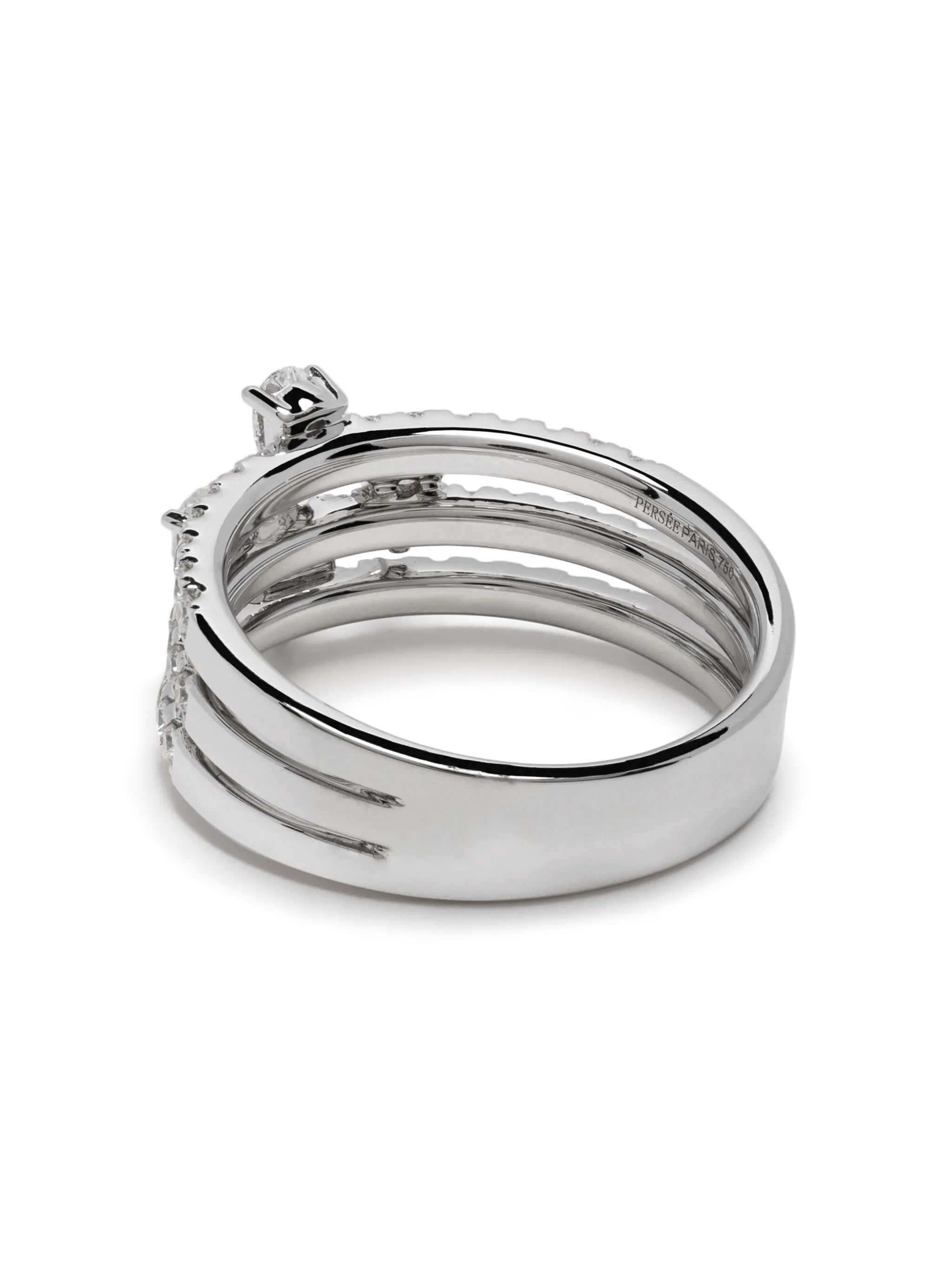 18kt white gold diamond ring