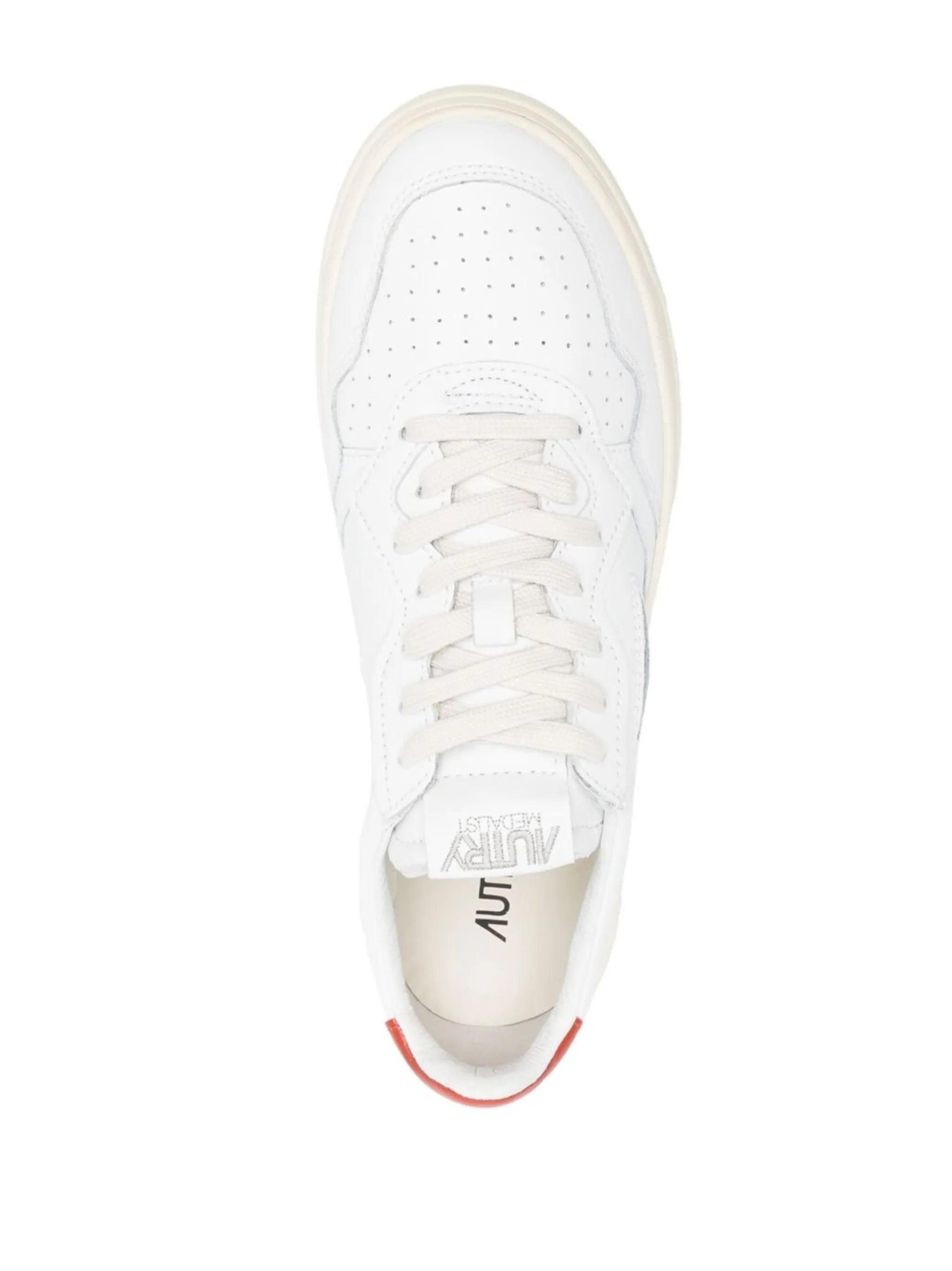 Medalist low-top sneakers
