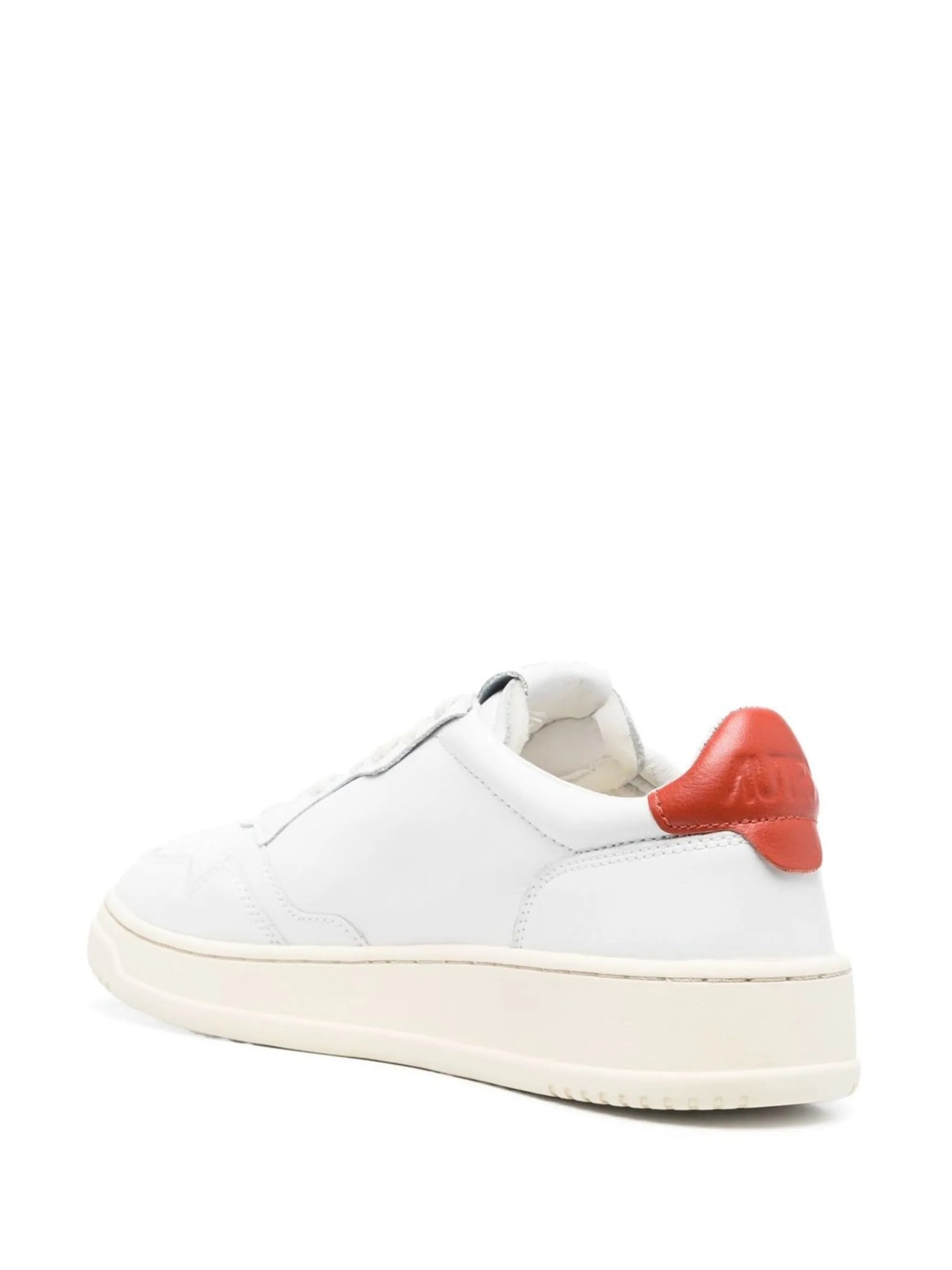 Medalist low-top sneakers