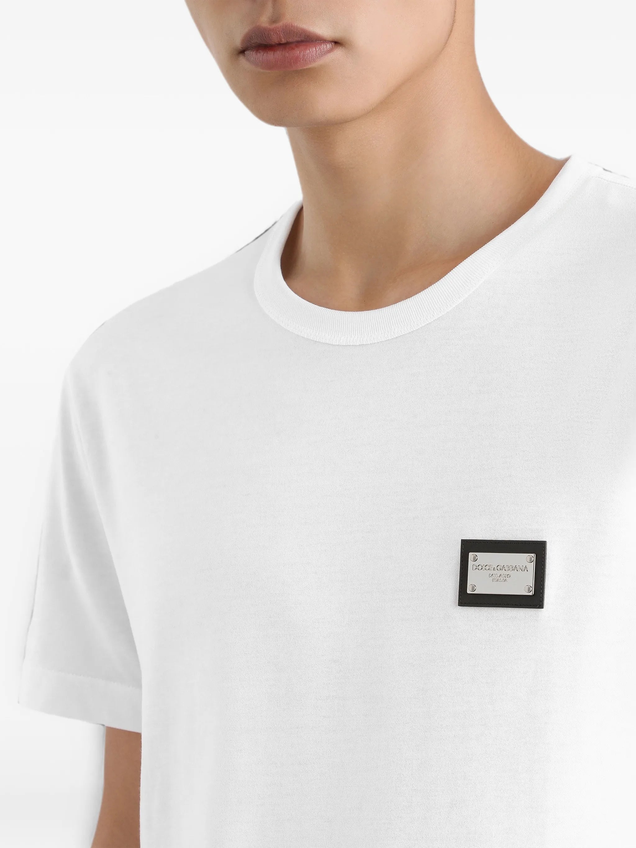 Cotton T-shirt with branded tag