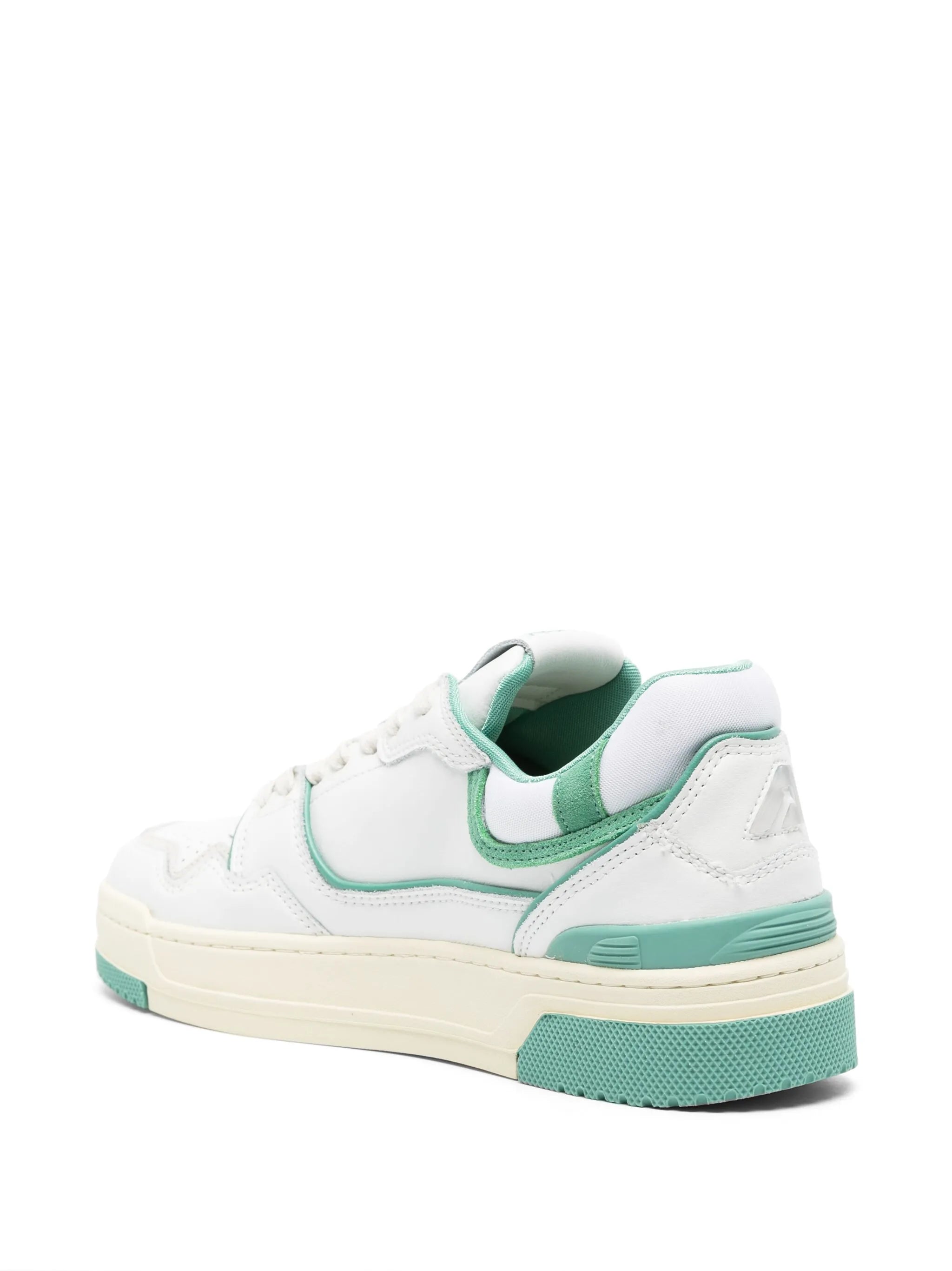 Medalist logo-patch sneakers