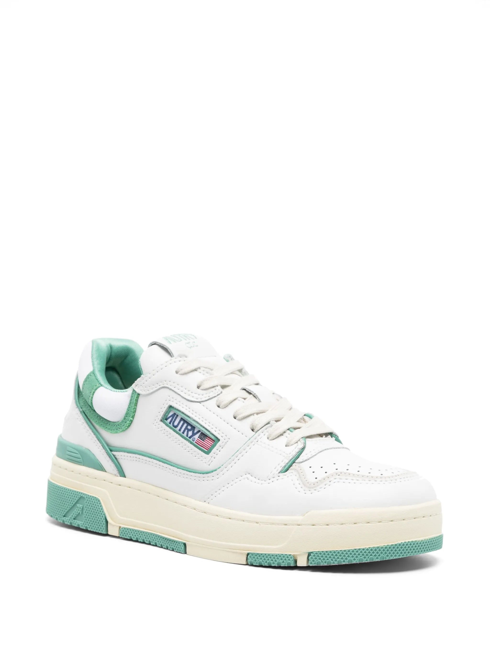 Medalist logo-patch sneakers