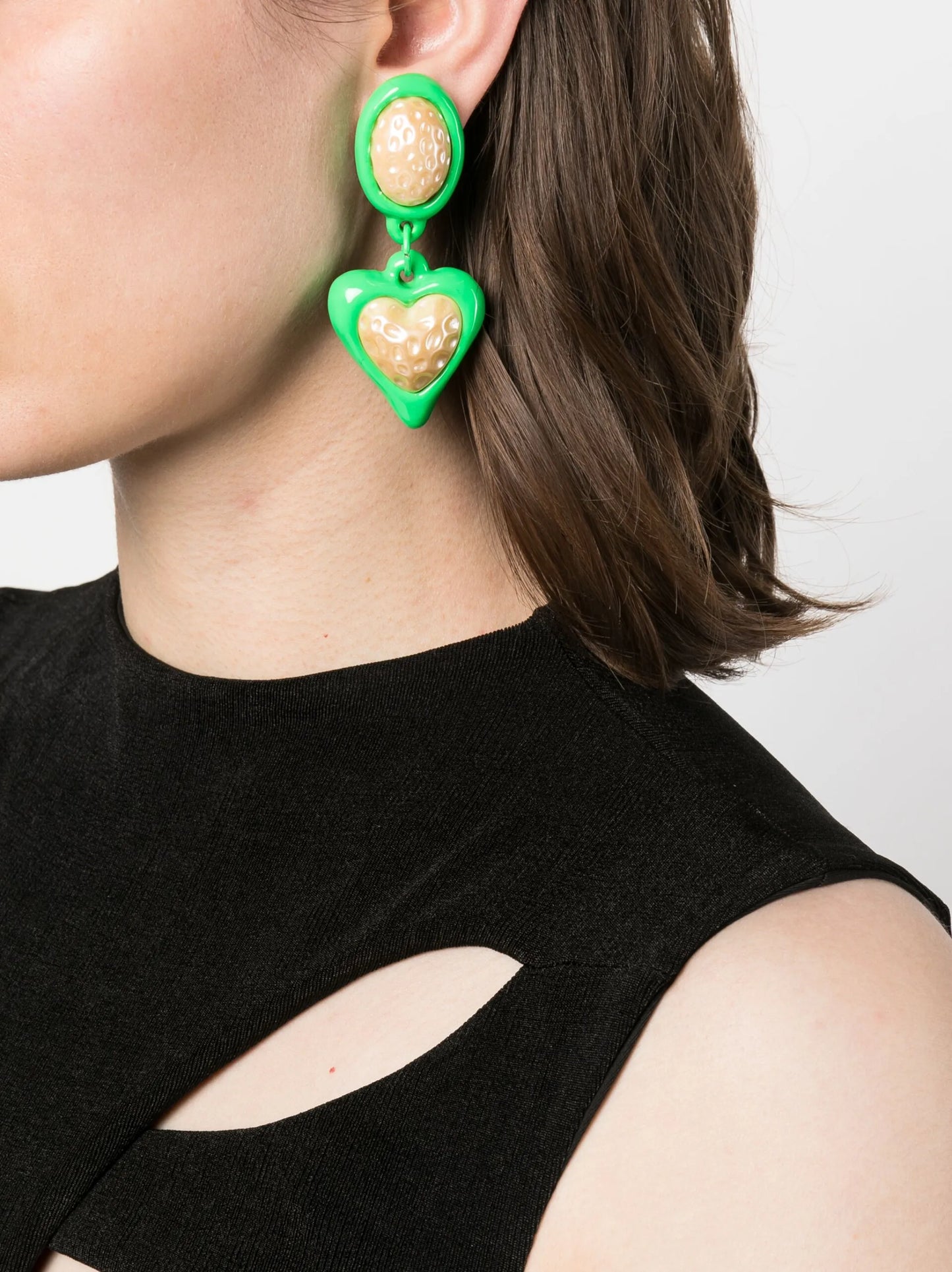 Daisy Jones heart drop earrings
