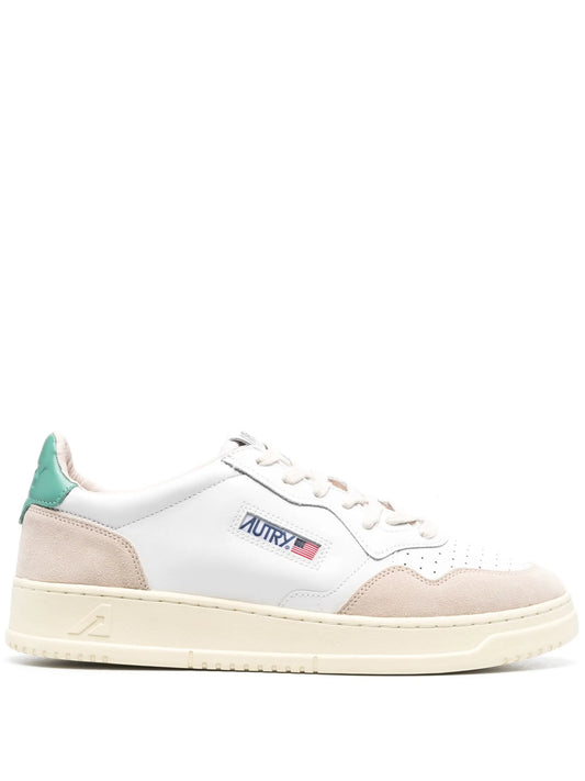 Medalist low-top sneakers
