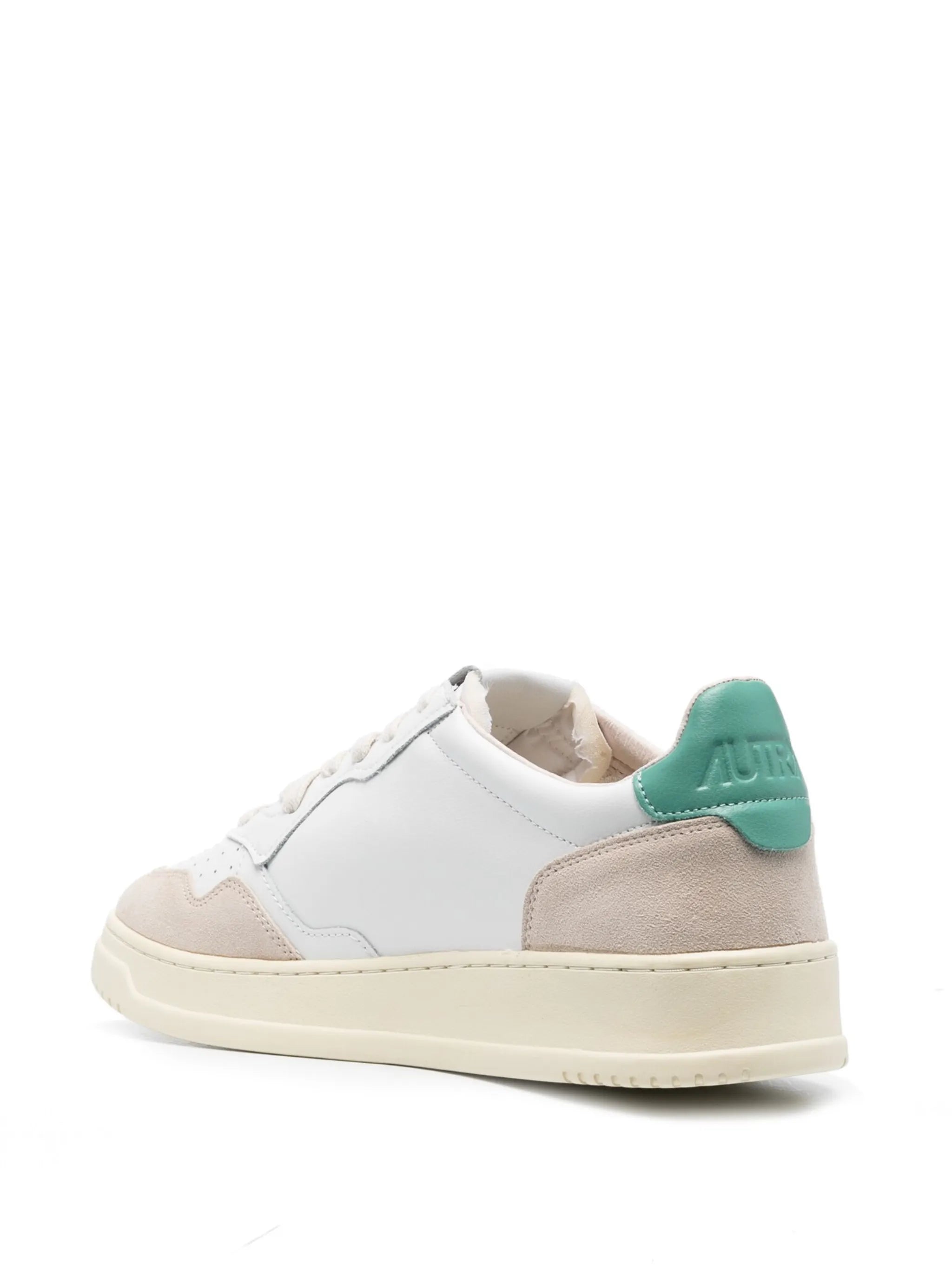 Medalist low-top sneakers