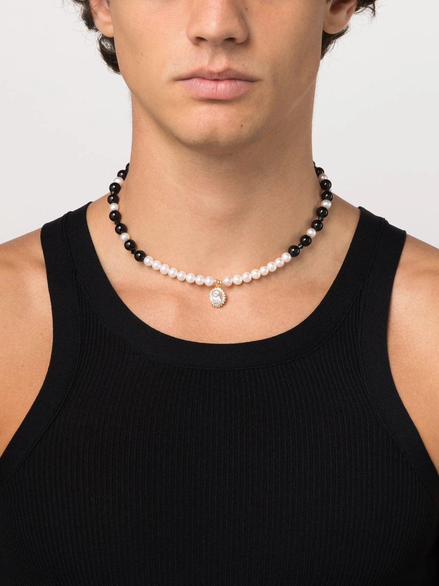 crystal-pendant beaded pearl necklace