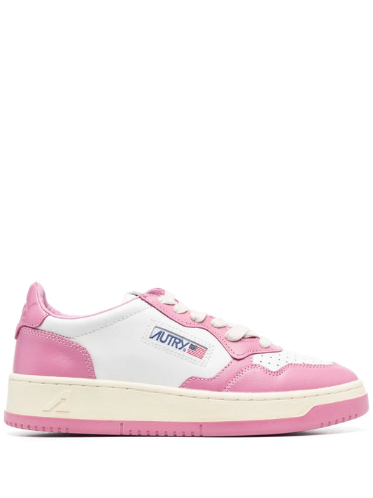 Medalist low-top leather sneakers