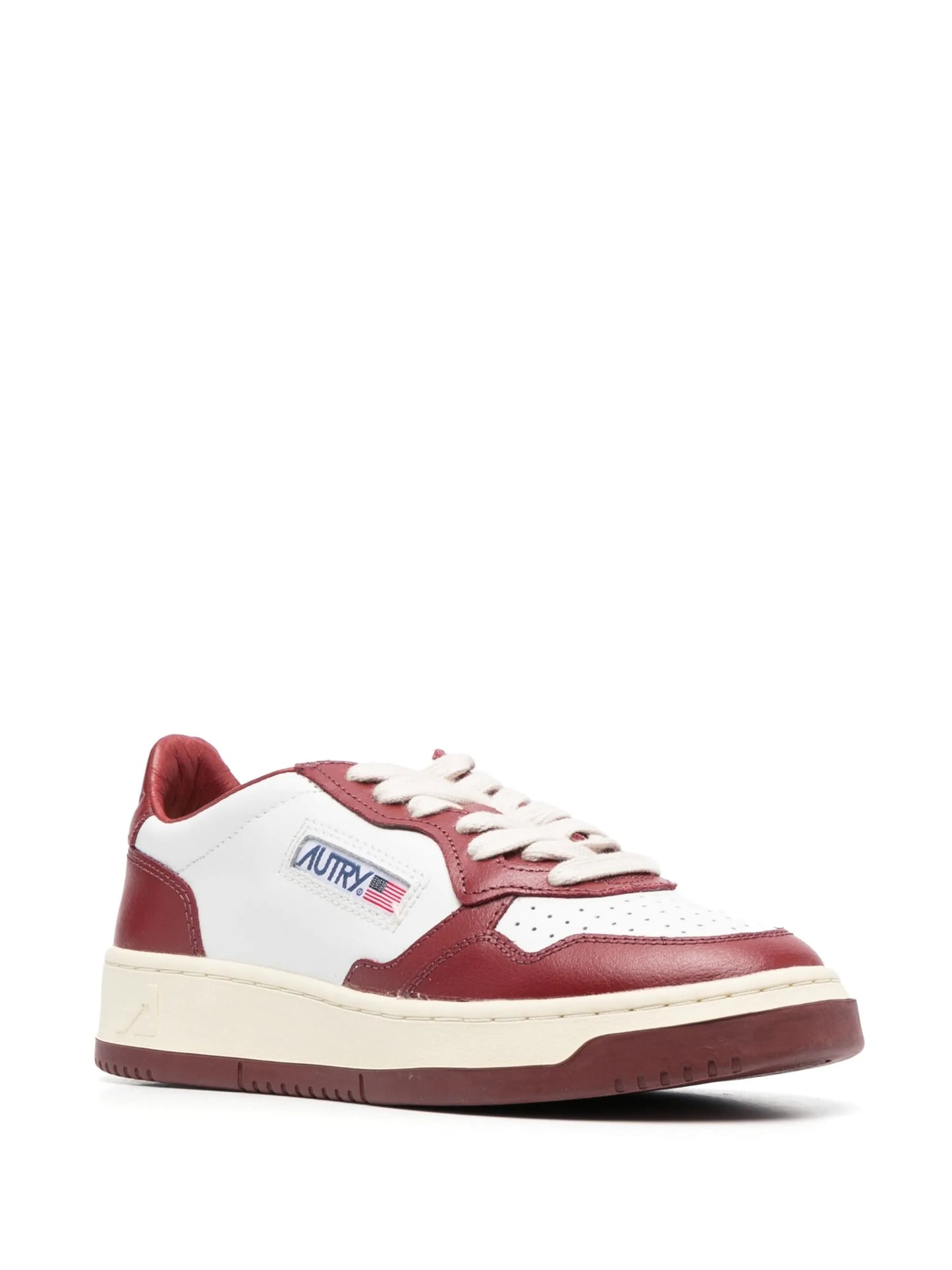 Medalist low-top leather sneakers