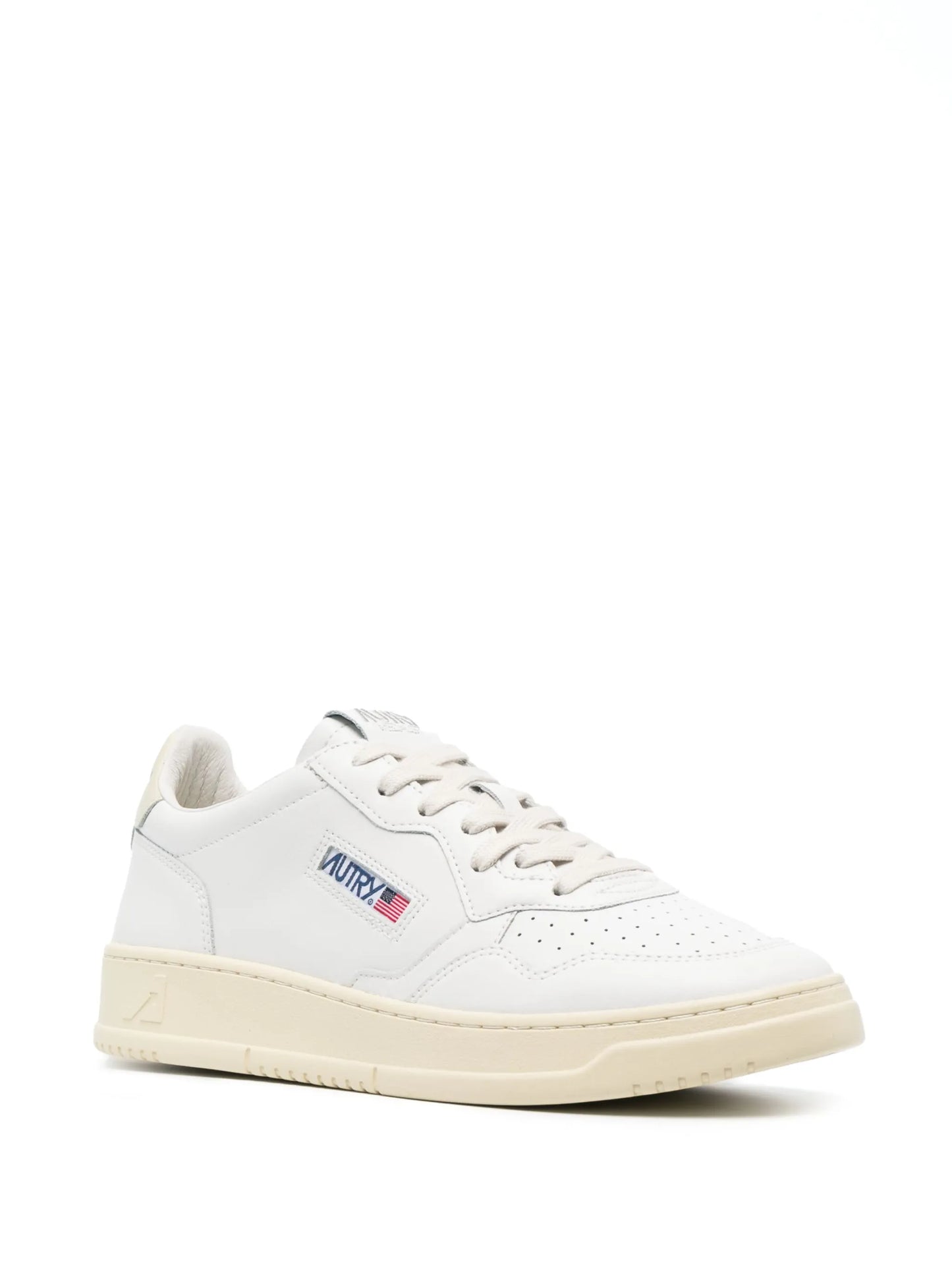 Medalist low-top sneakers