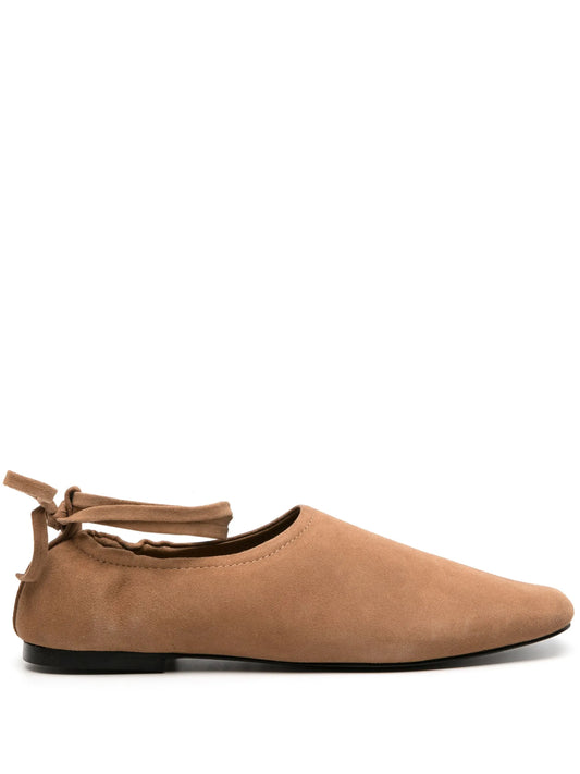 Pinta leather loafer