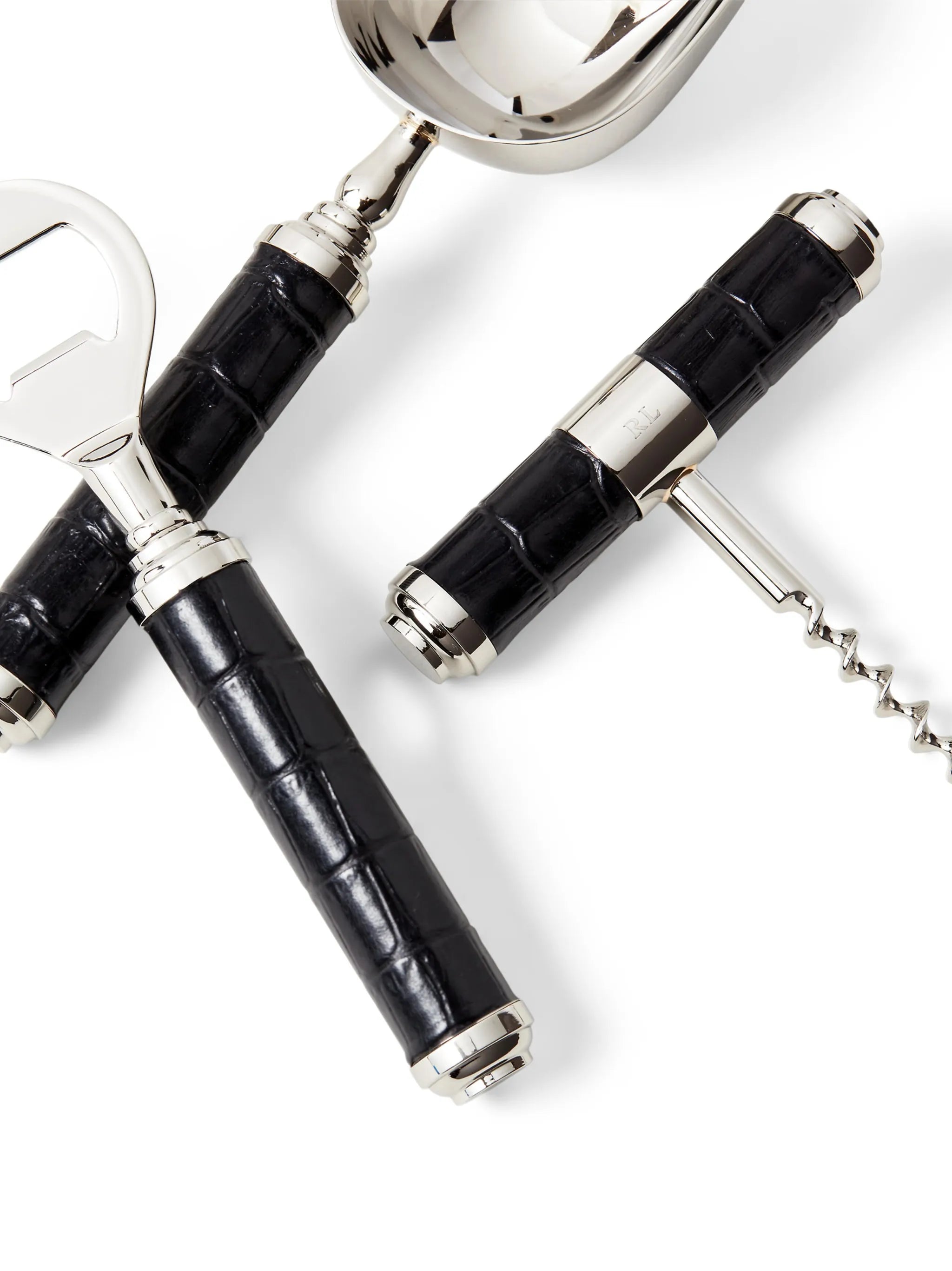 wells bar gift set