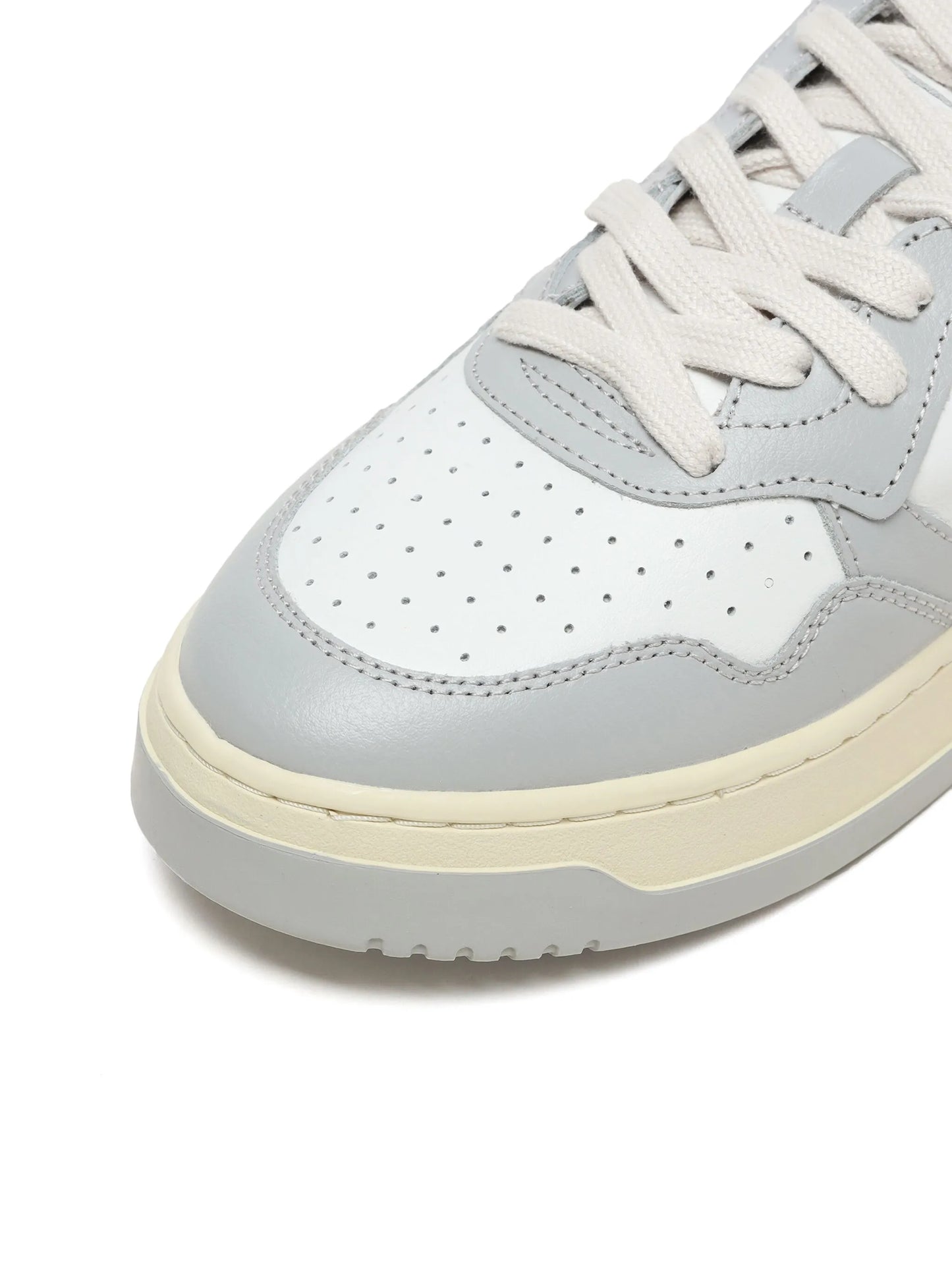 Medalist two-tone sneakers
