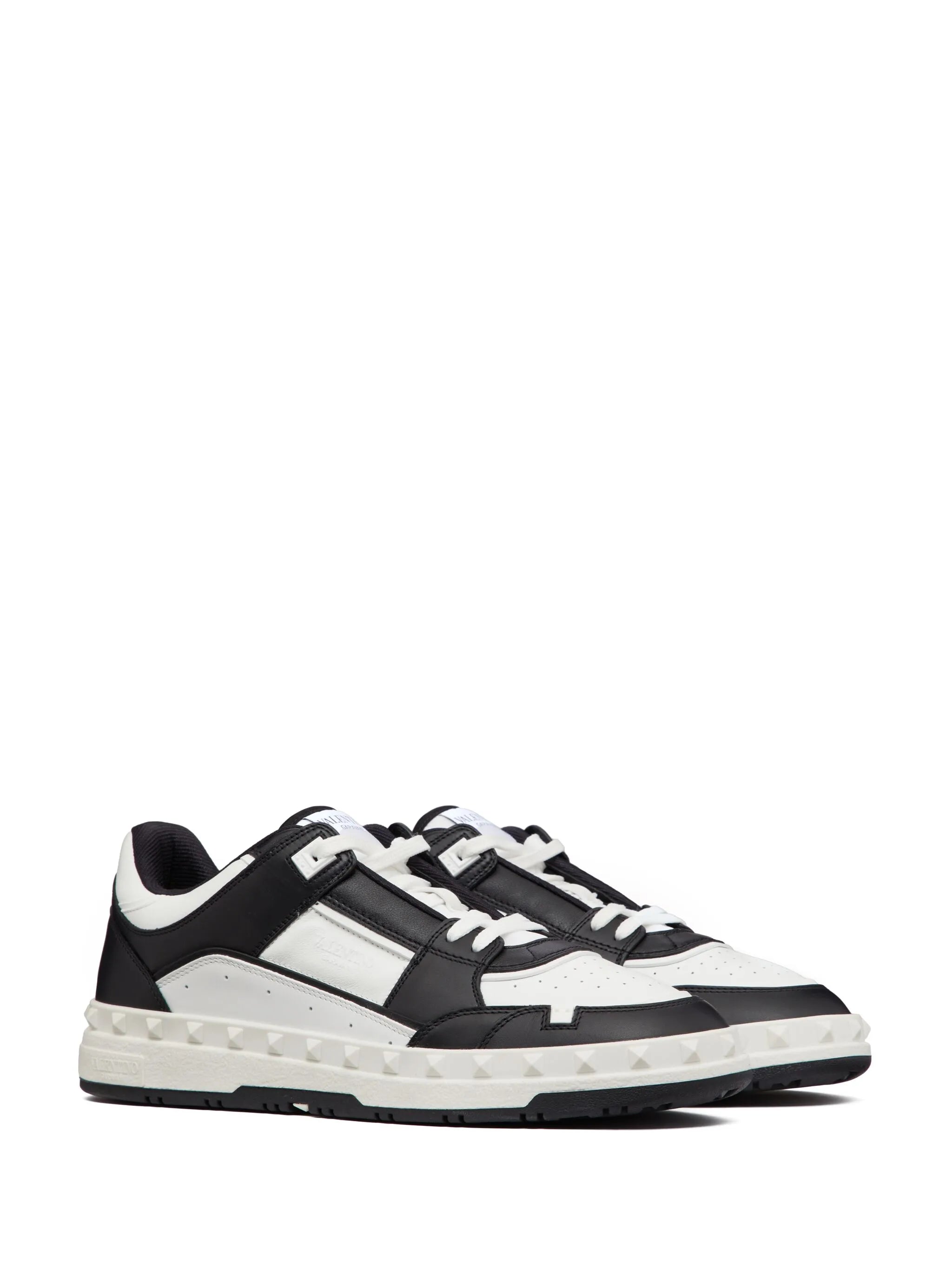 Freedots sneakers