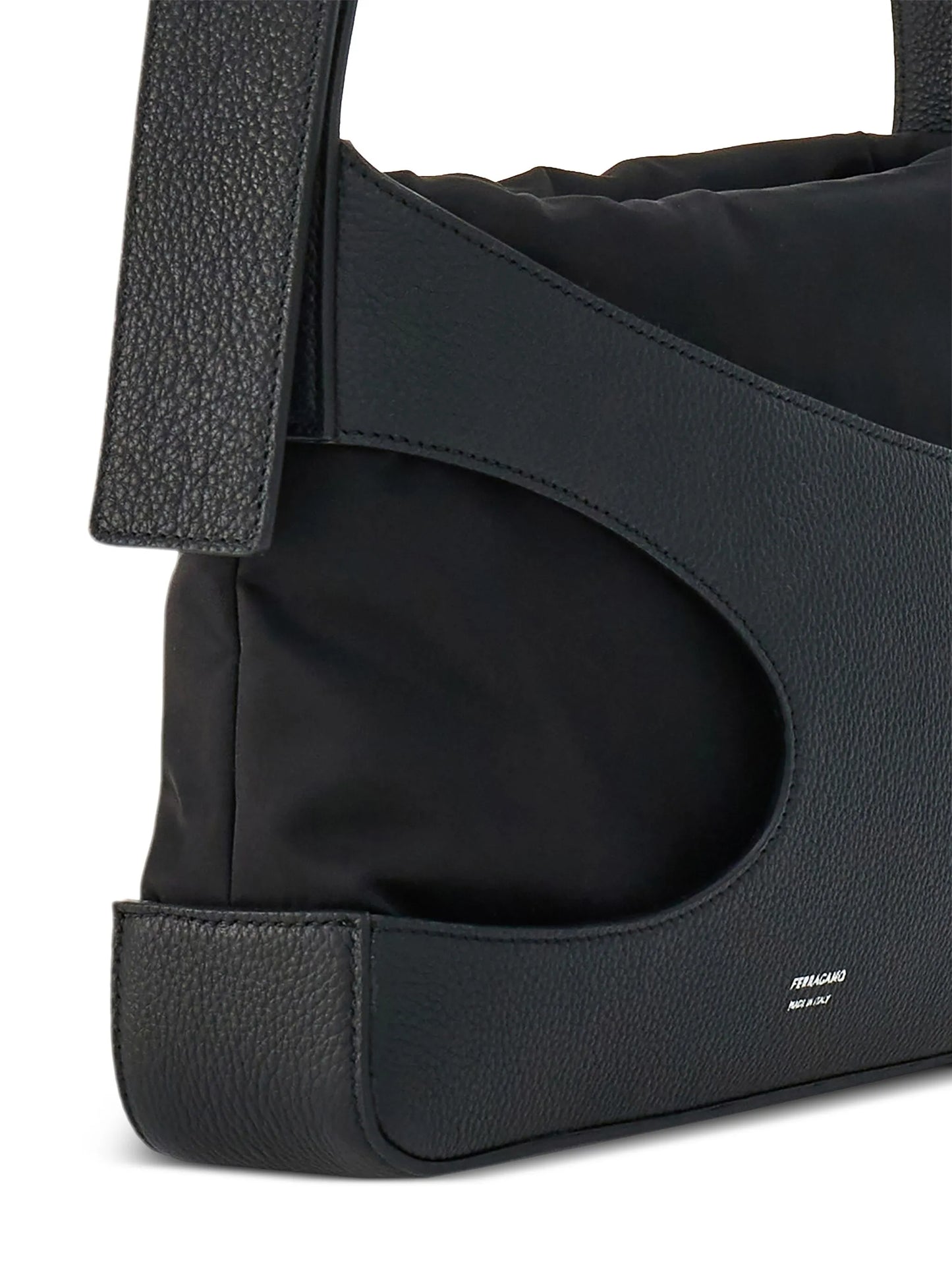 cut out-detail leather crossbody bag