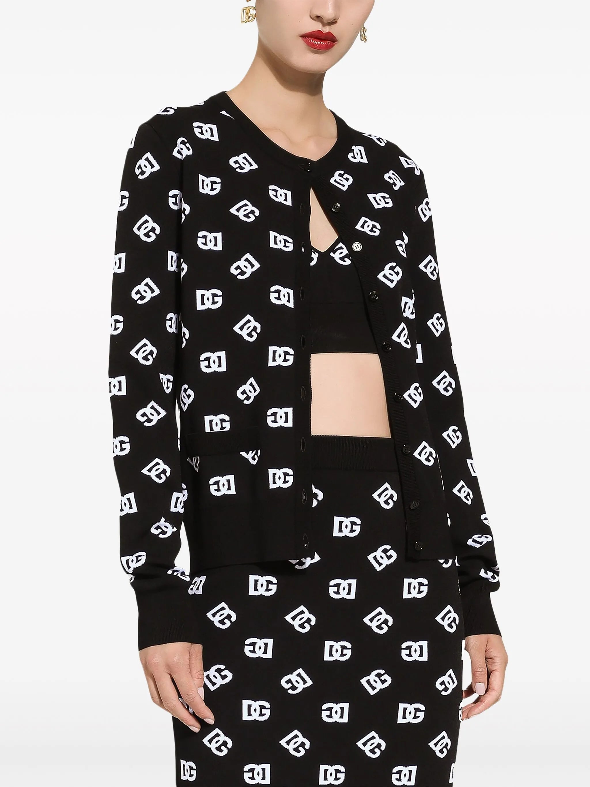 DG logo cardigan